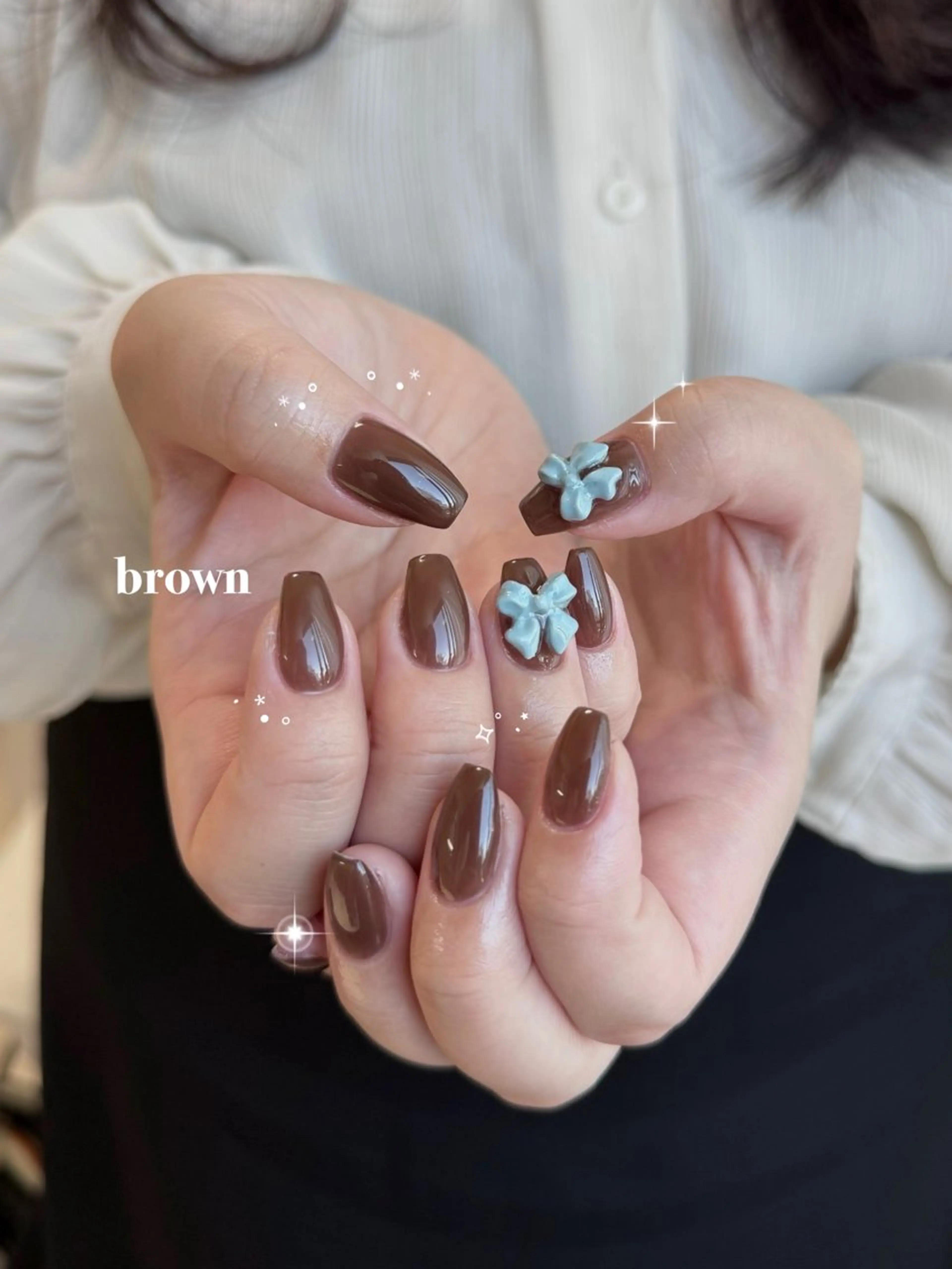 ネイル ブラウン ハンドネイル nail salon CAREY 🎀のネイルデザイン