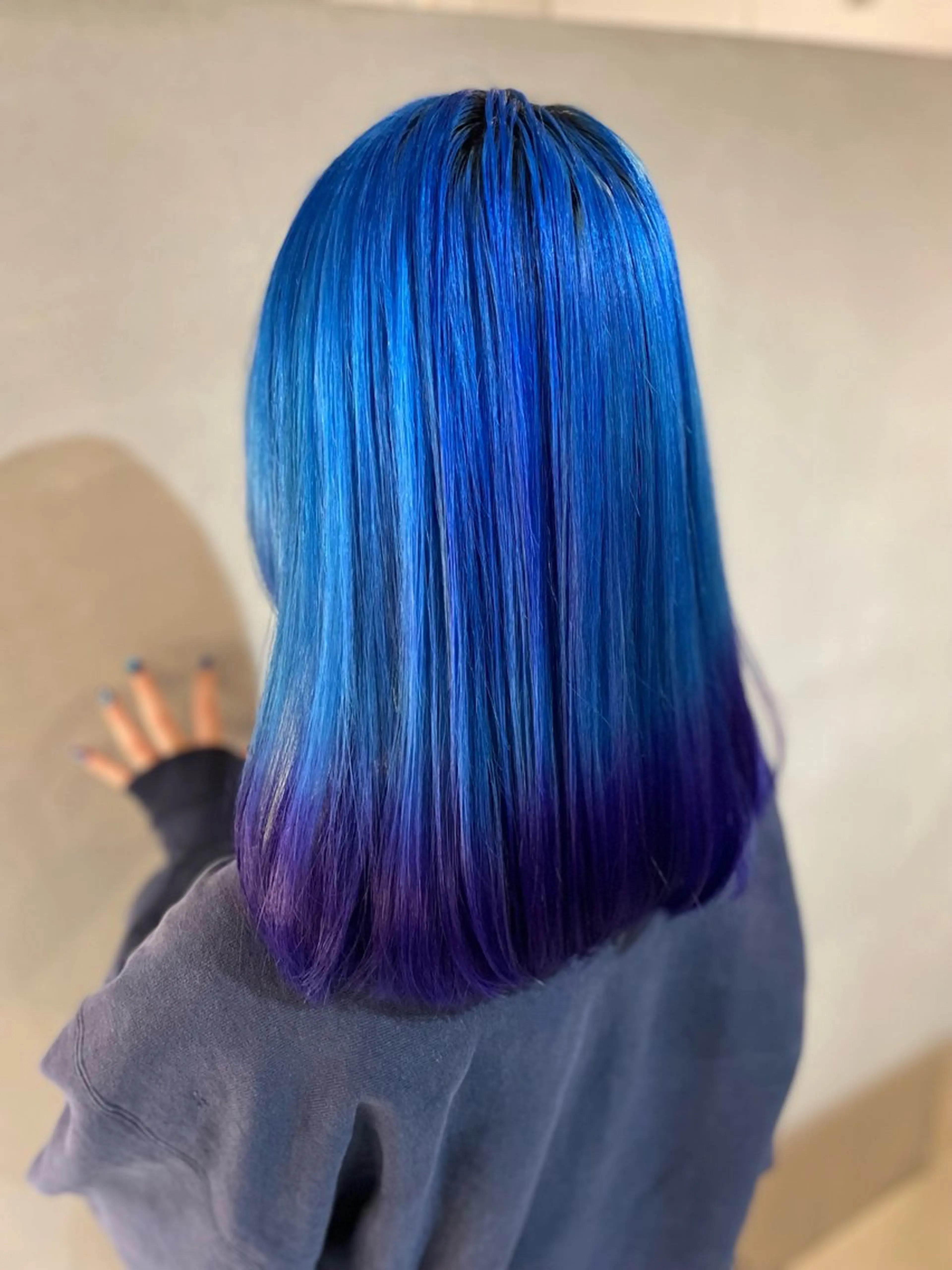 セミロング Re room.所属・Re room. 女性スタイリストのヘアスタイル