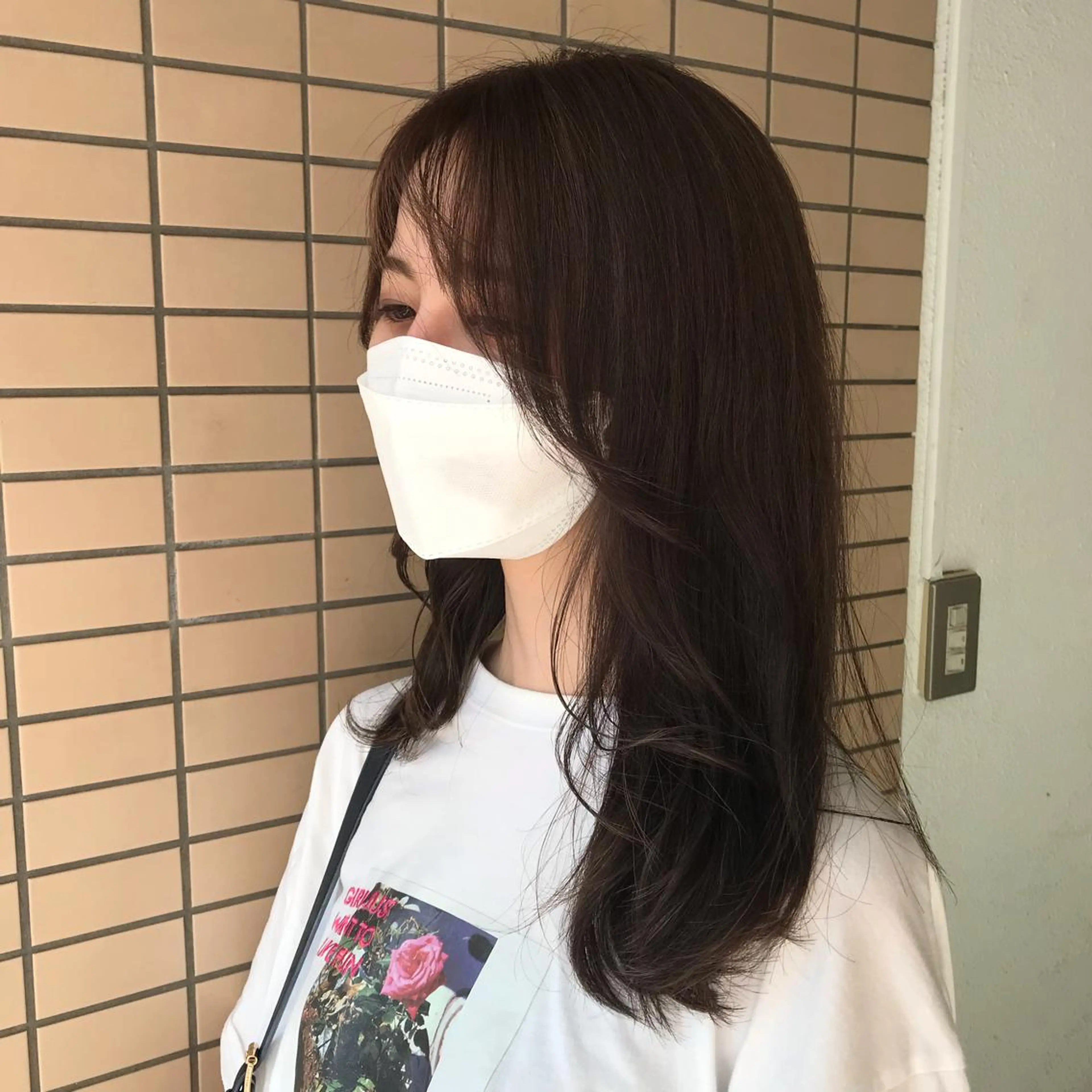セミロング カラー 透明感カラー グレージュ ハイライトカラー ハイライト カット ヘアカラー トリートメント 暖色カラー🌹 中山由梨のヘアスタイル