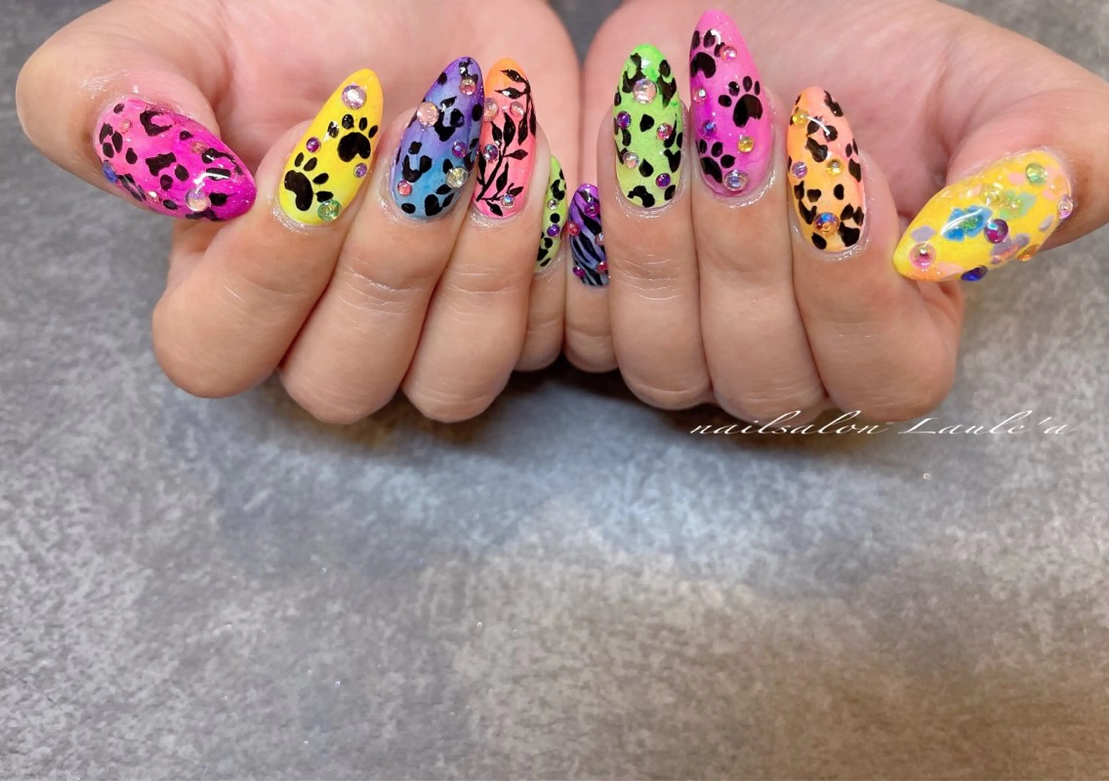 ネイル ハンドネイル nailsalon Laule'aのネイルデザイン