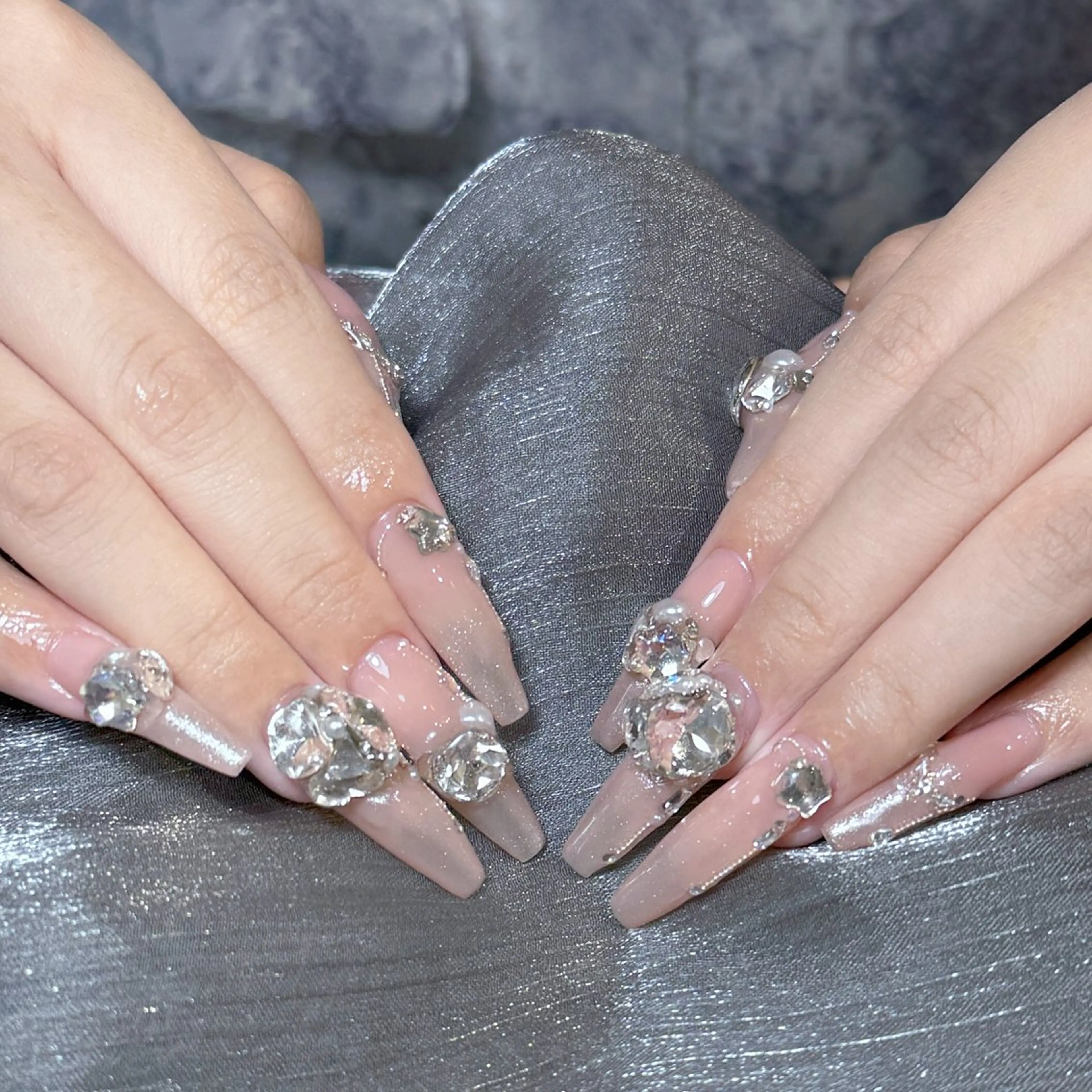 ネイル ハンドネイル ハンドケア Hana 🎗のネイルデザイン