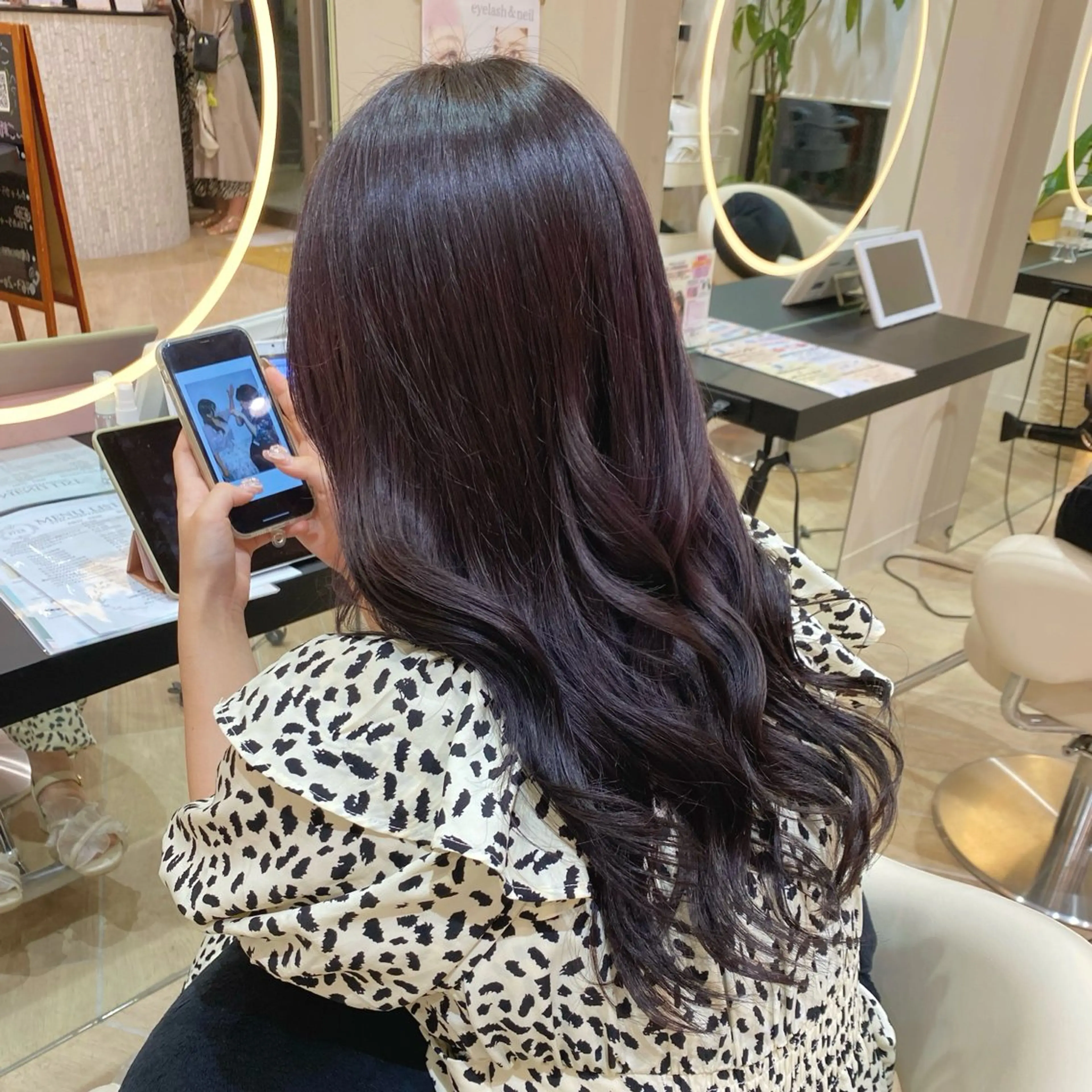 ロング カラー 垢抜け/レイヤー/ ハイトーン/アスナのヘアスタイル