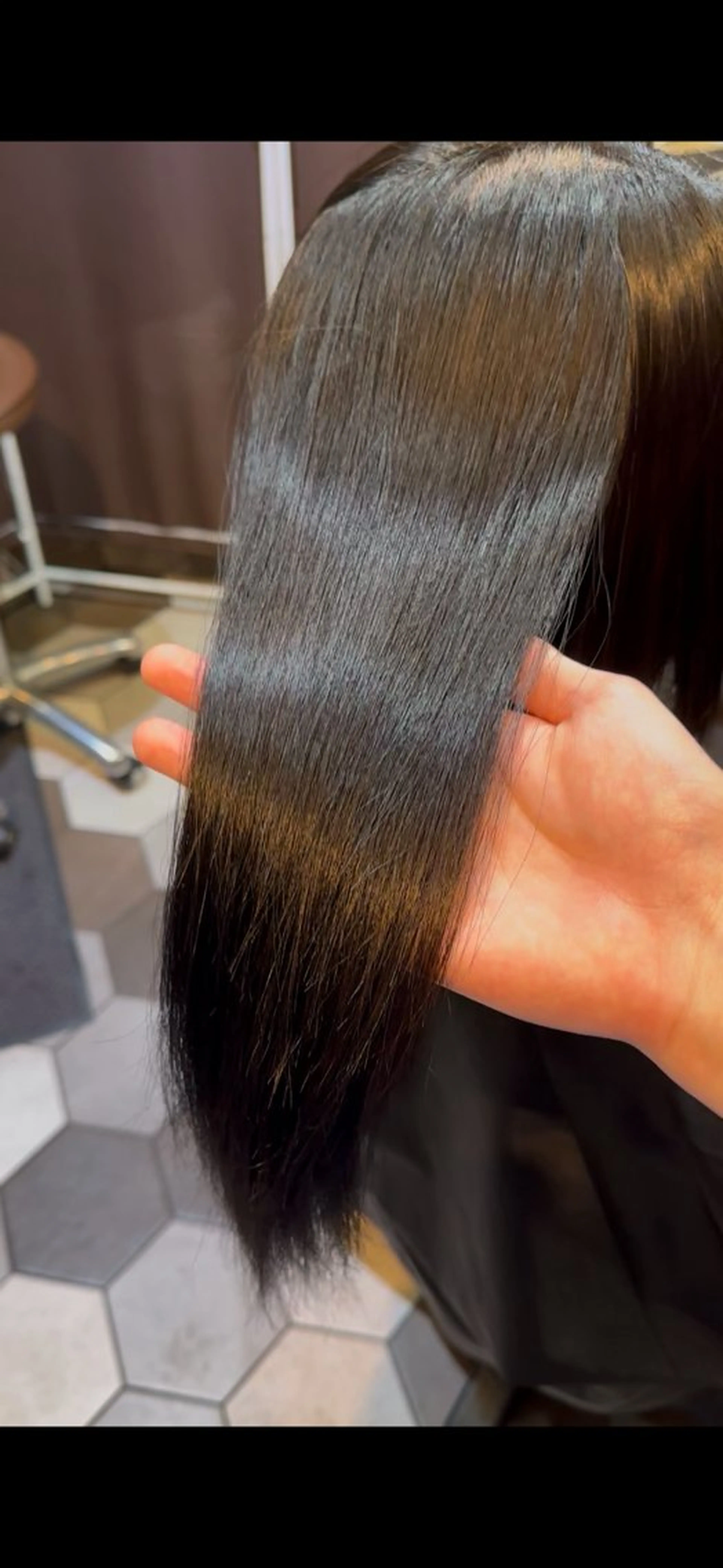 ミディアム カット 縮毛矯正 艶髪カラー/レイヤ ー支持No.1renのヘアスタイル