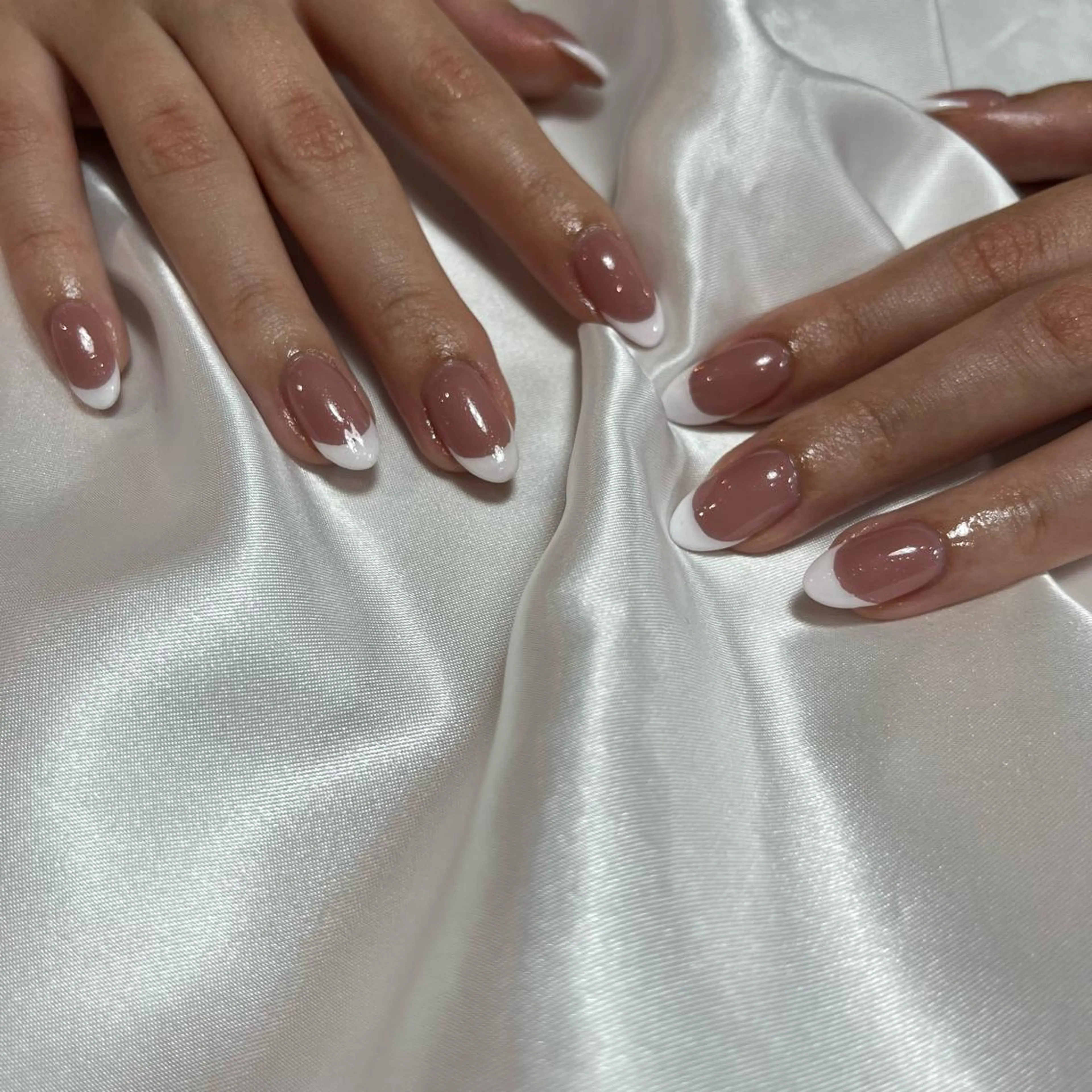 【平日限定💅カラー豊富💎】フレンチ3680円(オフ込み)※長さだし・亀裂補強、パーツは＋料金で可能🌈の写真