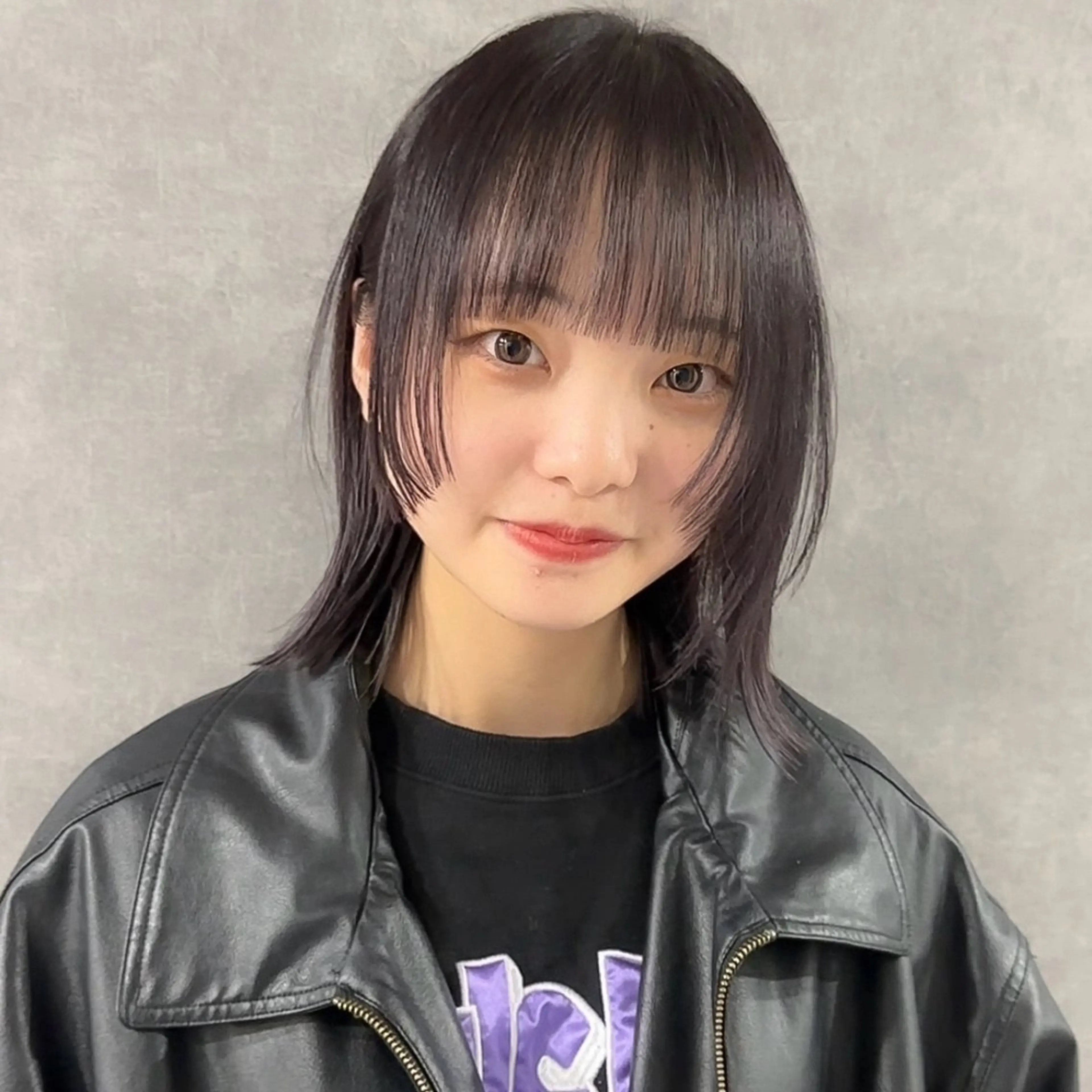 ミディアム カラー 透明感カラー レイヤーカット ショートオタク ❣️Genkiのヘアスタイル