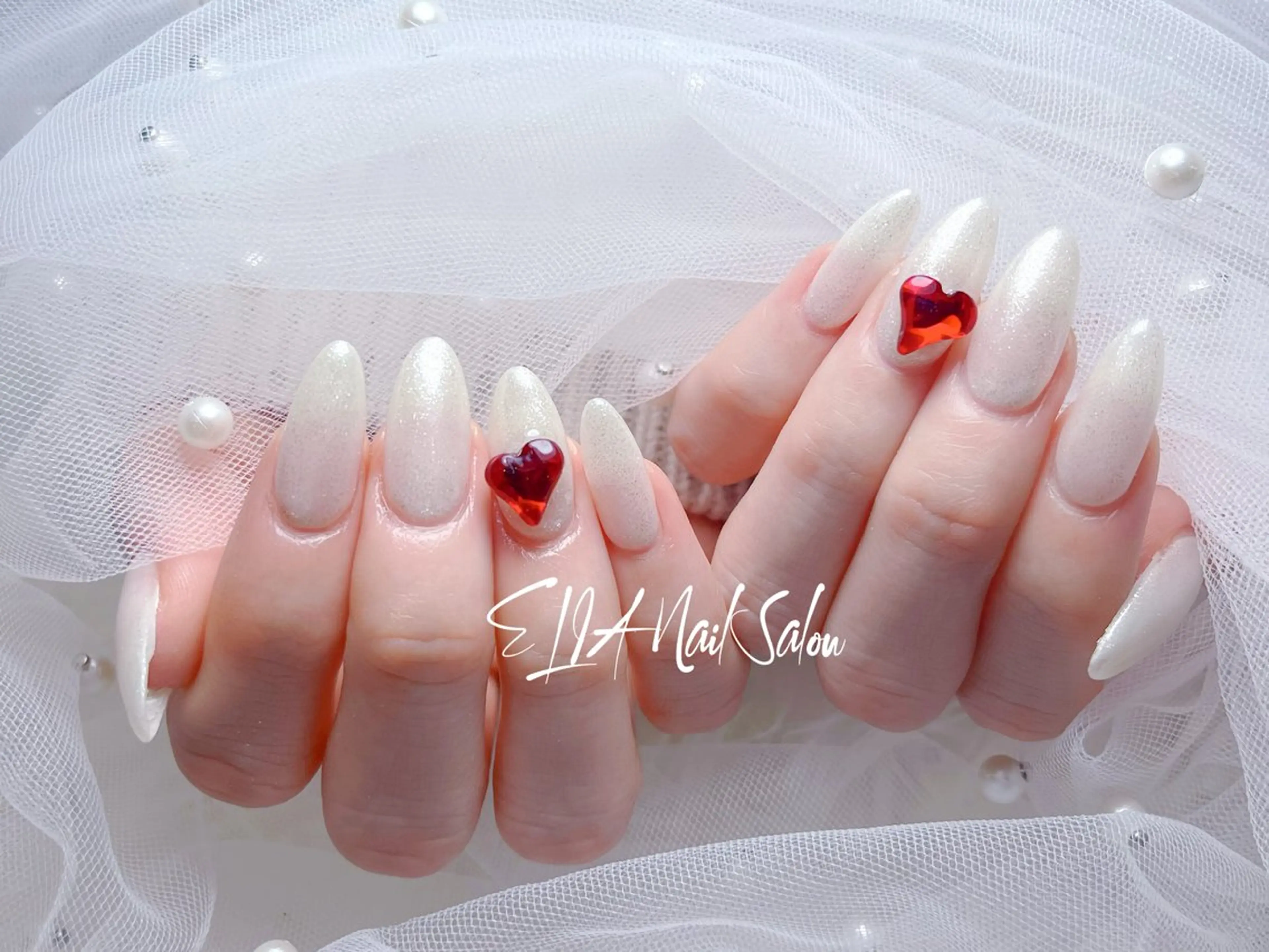 ミディアム ハンドネイル ELIA【エリア】 nailsalonのネイルデザイン