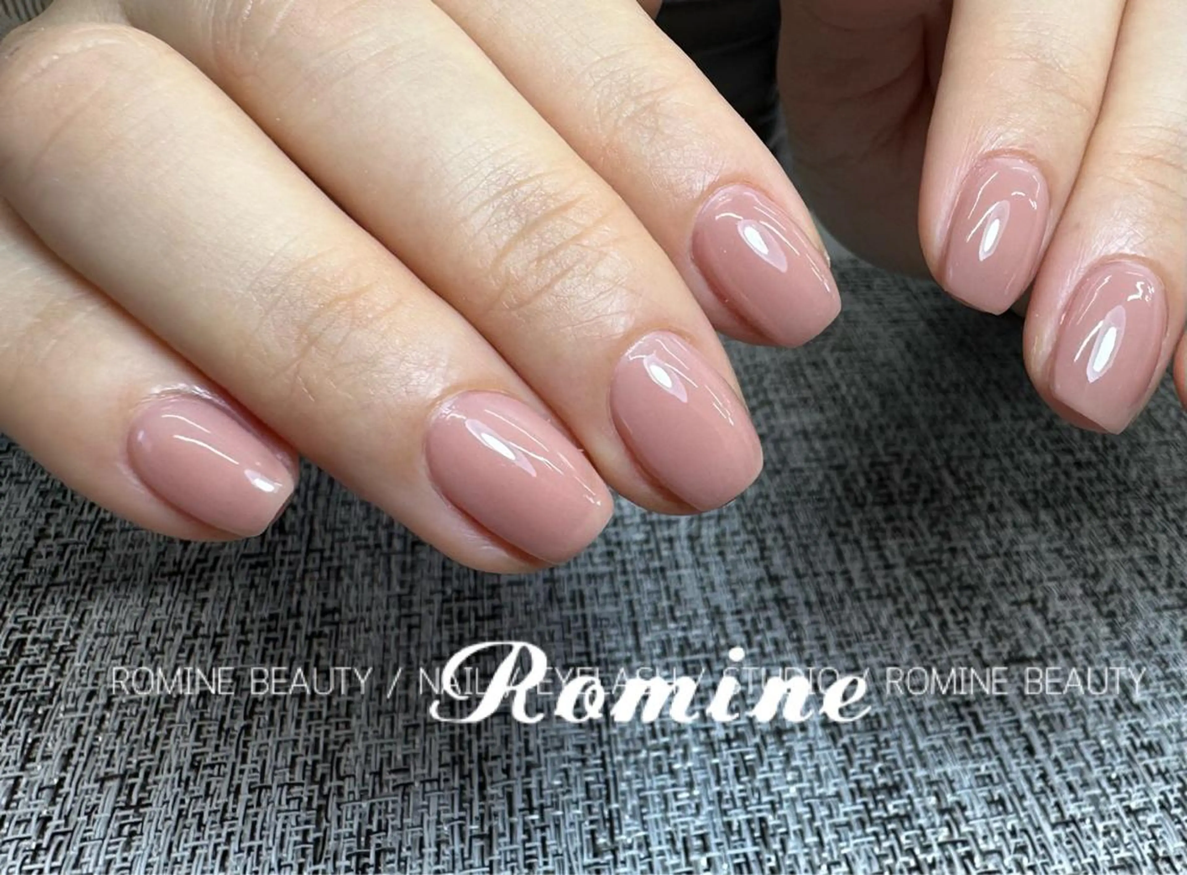ネイル ハンドネイル Romine アイラッシュ&ネイルのマツエク・マツパデザイン