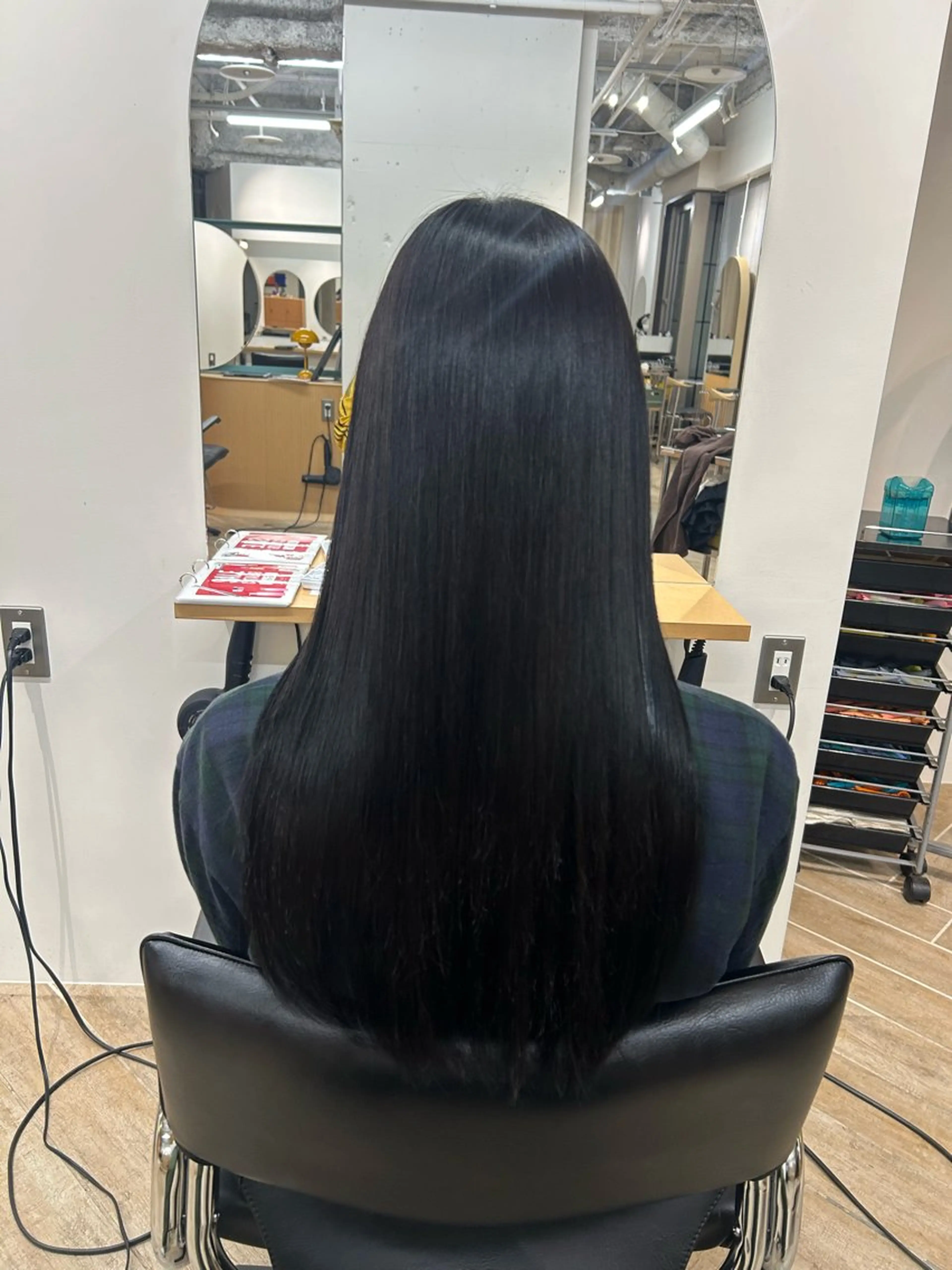 ロング カラー カット ヘアカラー ベージュ/ダブルカラ ー/新潟駅/青柳萌果のヘアスタイル