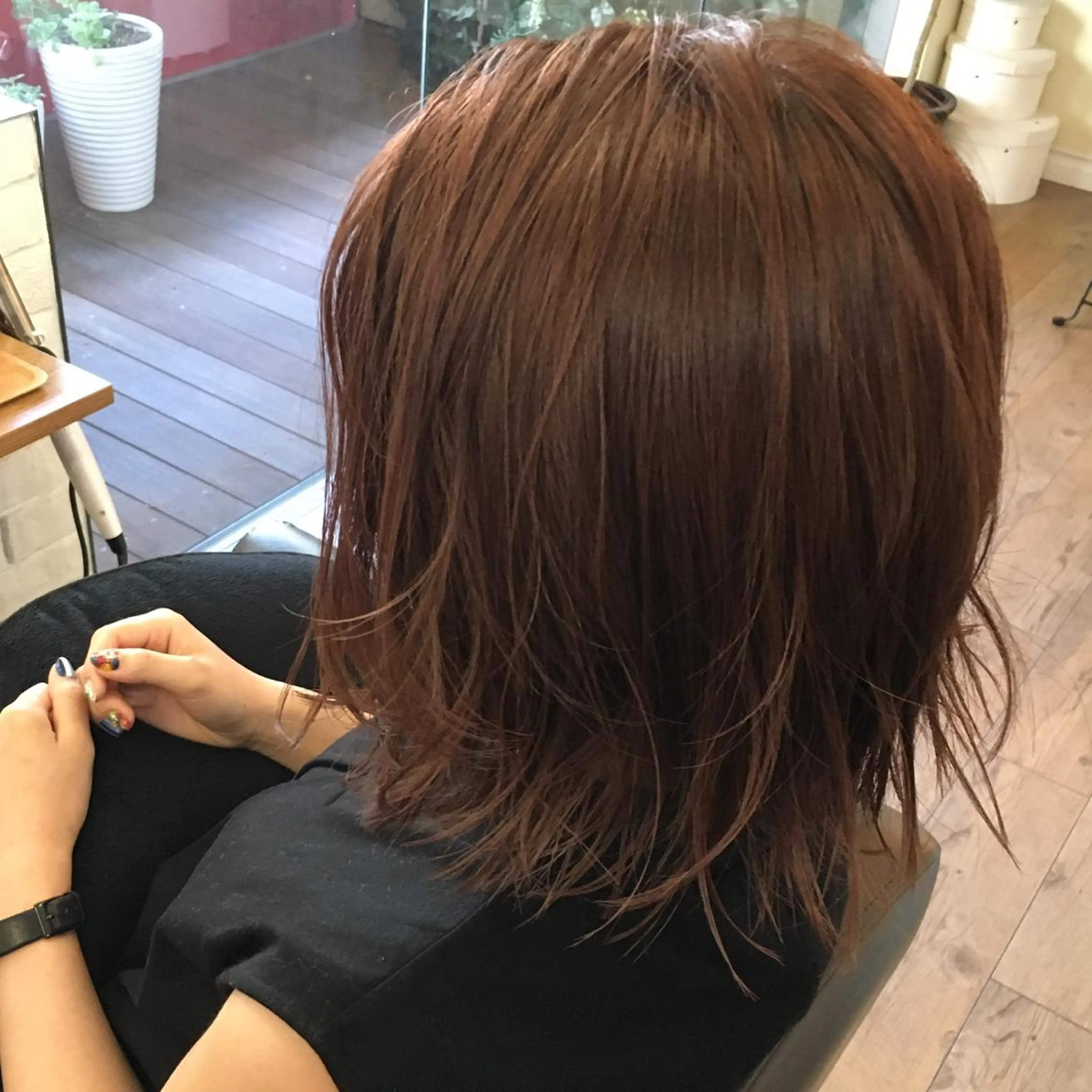ショート カラー レッドカラー 上川 美幸のヘアスタイル