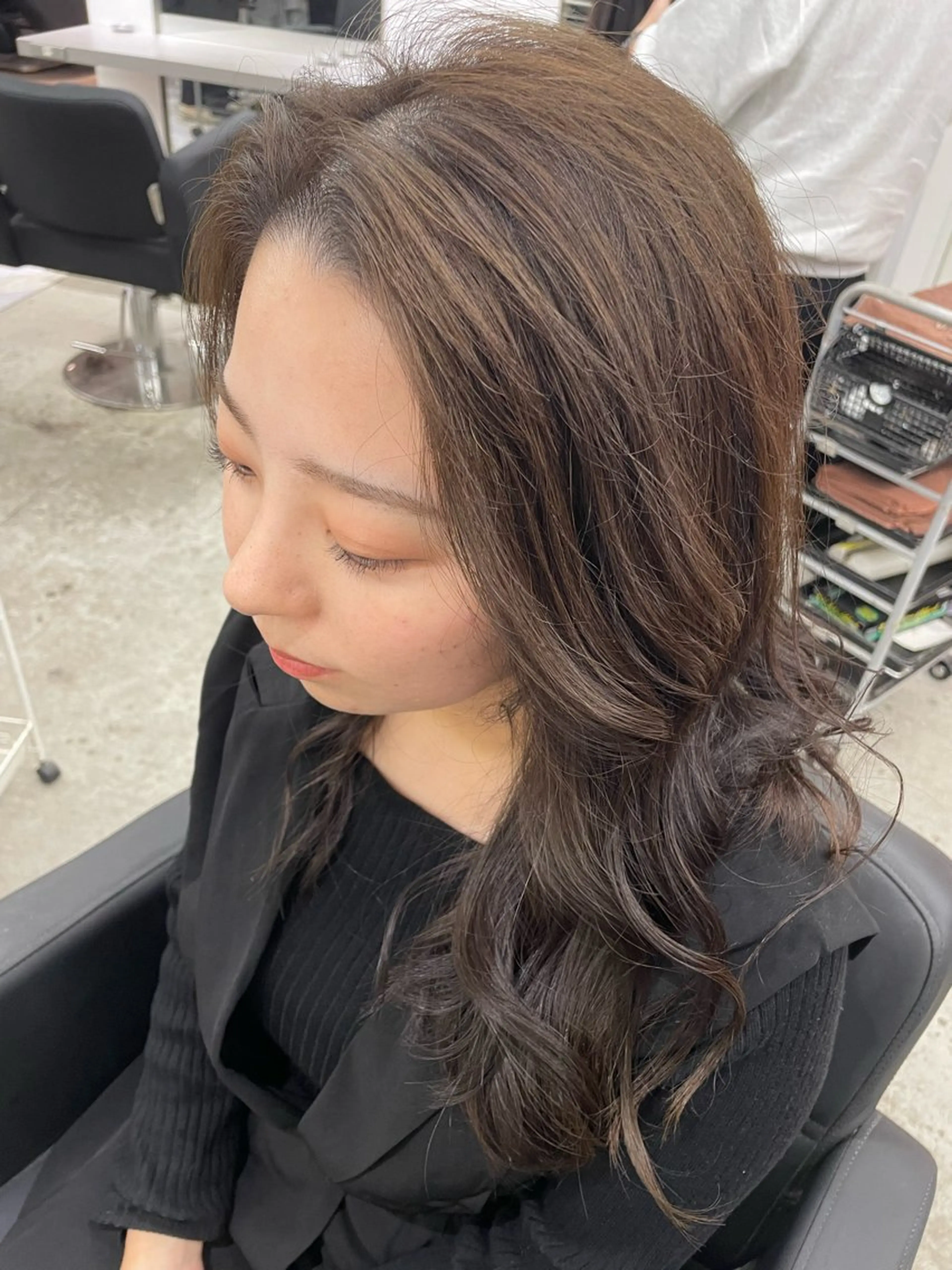 ミディアム カラー カット ヘアカラー トリートメント ブリーチ＆波巻パーマ /飯牟田/GEAR.のヘアスタイル