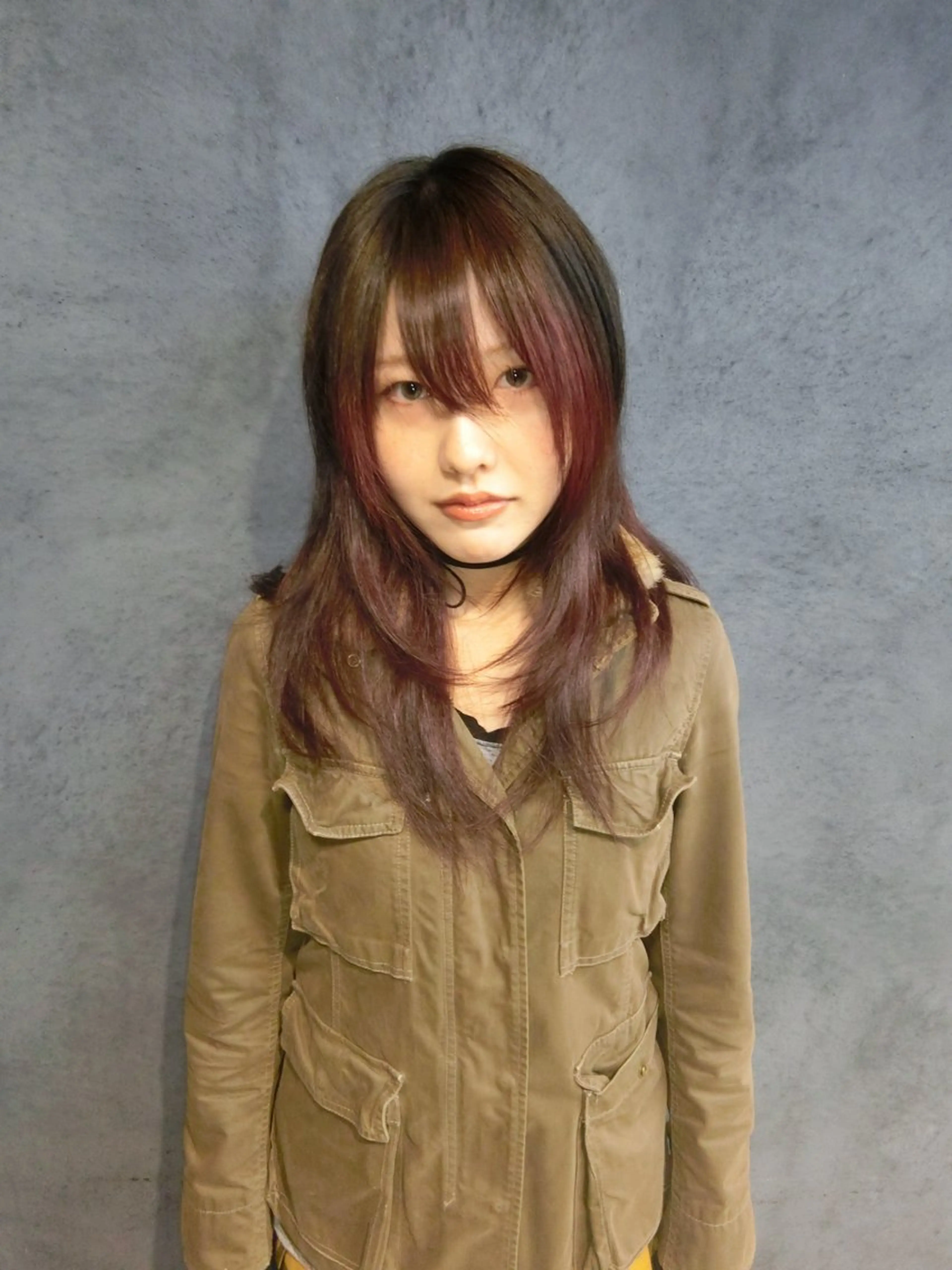 カラー ブリーチ グラデーションカラー ブリーチなしカラー 鳥居 未椰のヘアスタイル