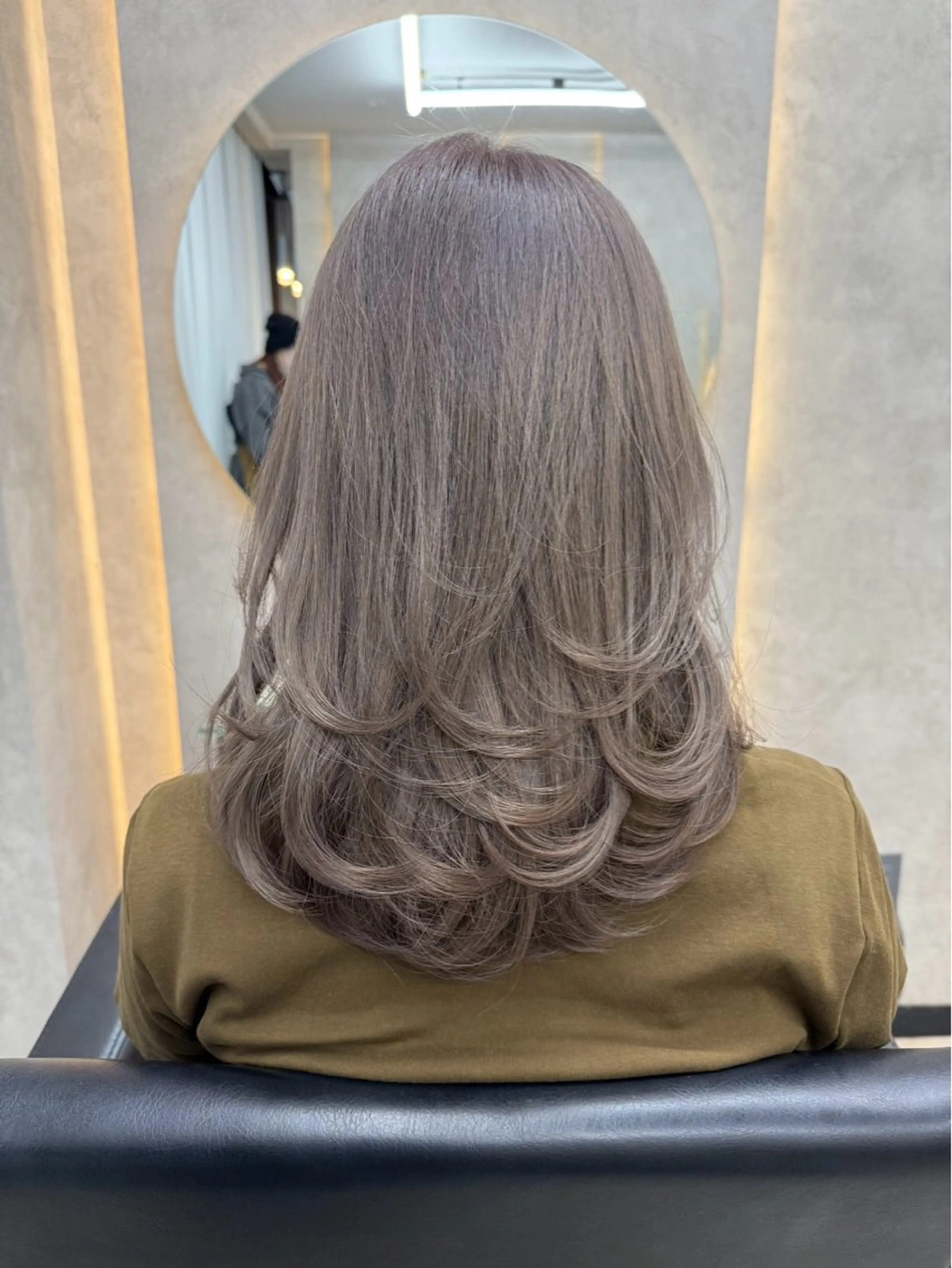ミディアム カラー カット ヘアカラー 木崎 翼のヘアスタイル