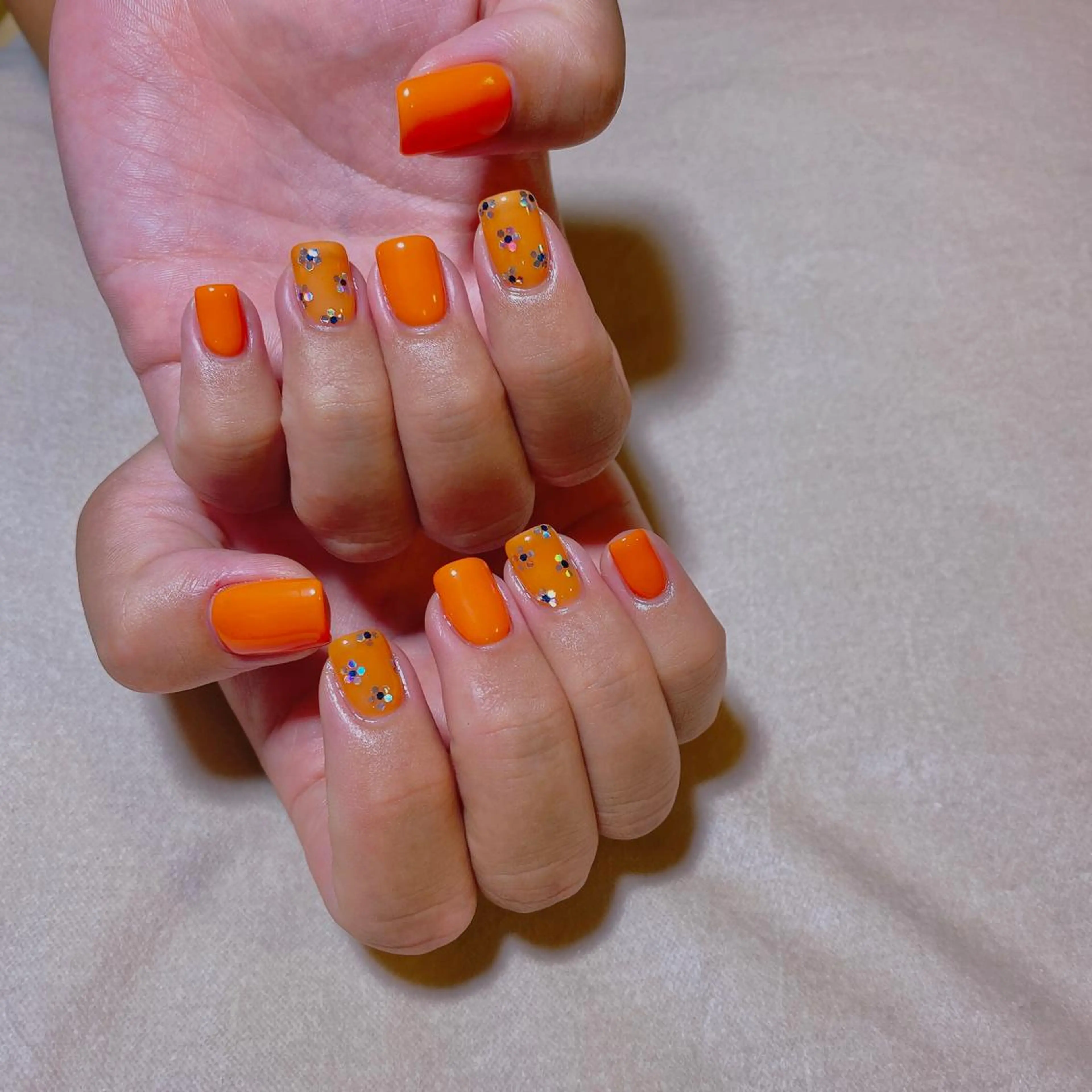 ネイル ホログラムネイル ハンドネイル Nail Room Bellisのネイルデザイン