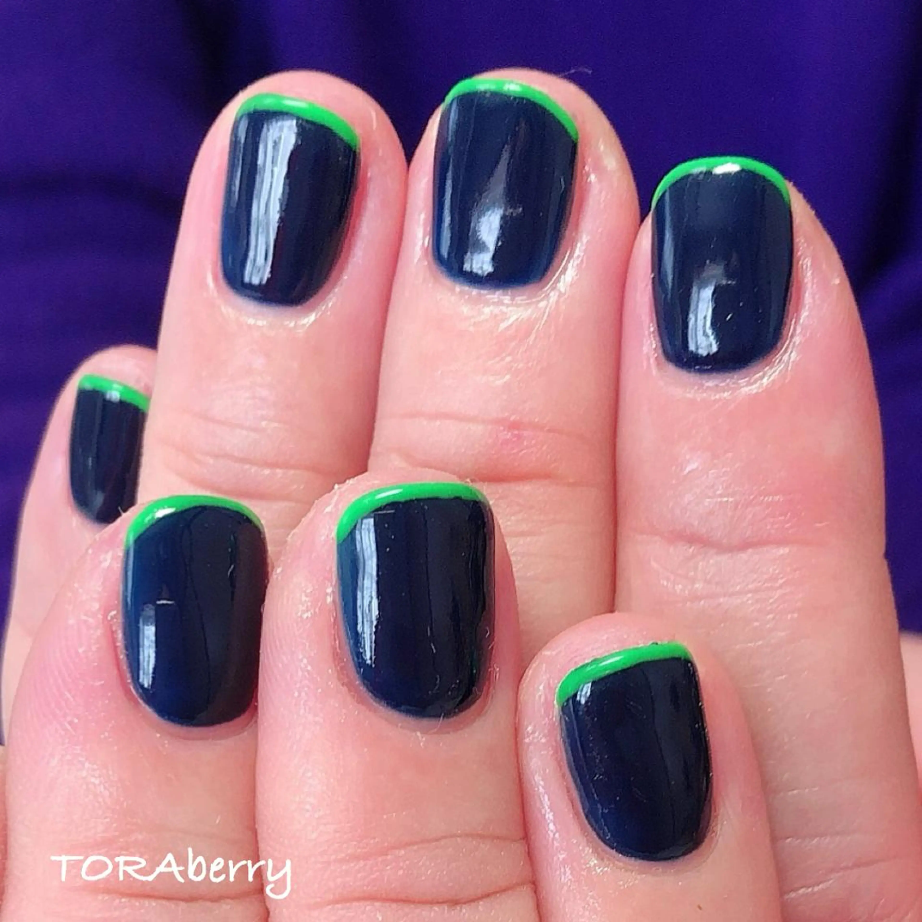 ネイル フレンチネイル ハンドネイル ネイリスト なつみのネイルデザイン