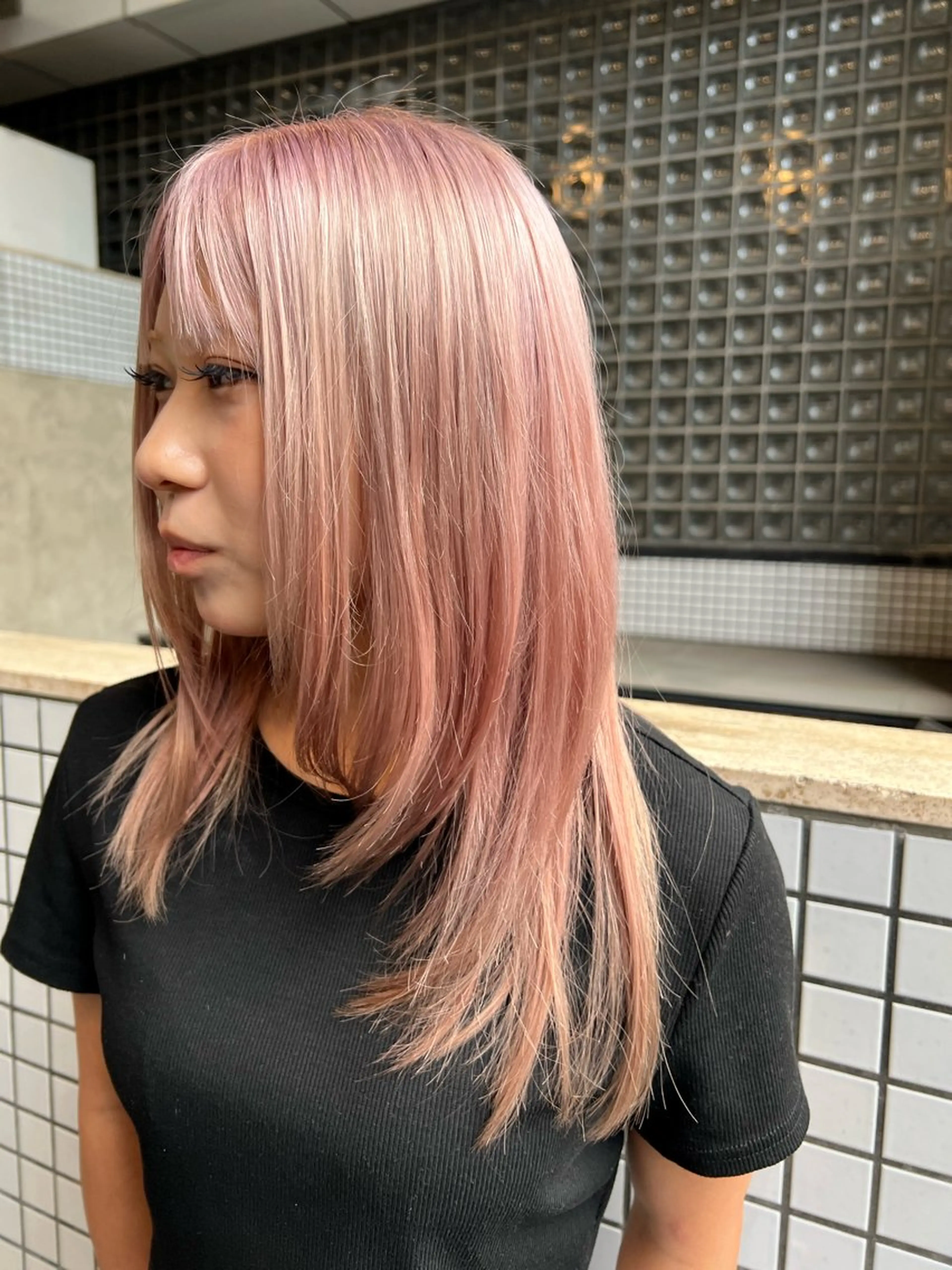 カラー 愛子 /ハイトーンのヘアスタイル