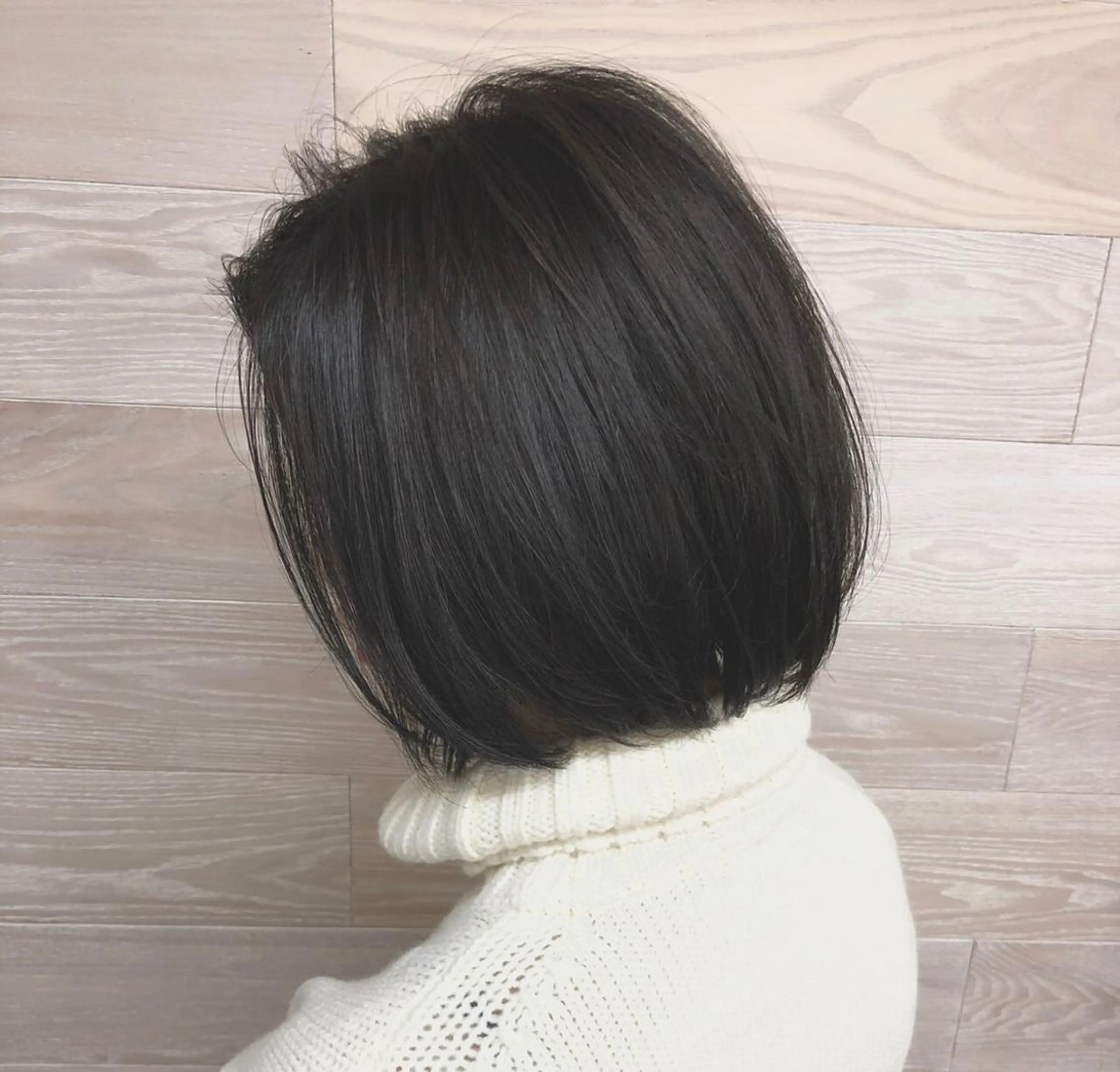 カラー ショートカット 🌸 飯野 舞桜のヘアスタイル