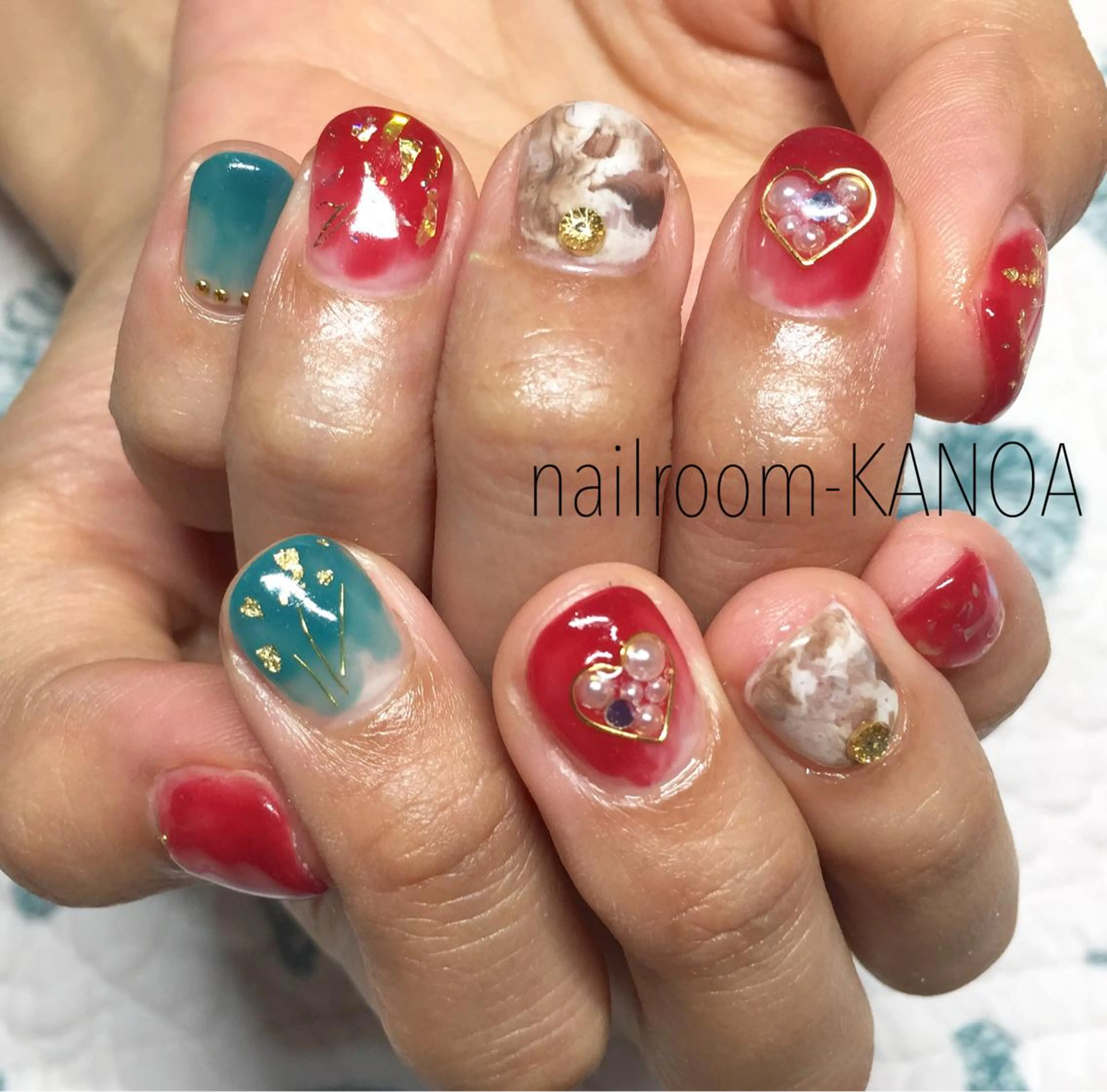 ショート ネイル ニュアンスネイル nailroom- KANOAのネイルデザイン
