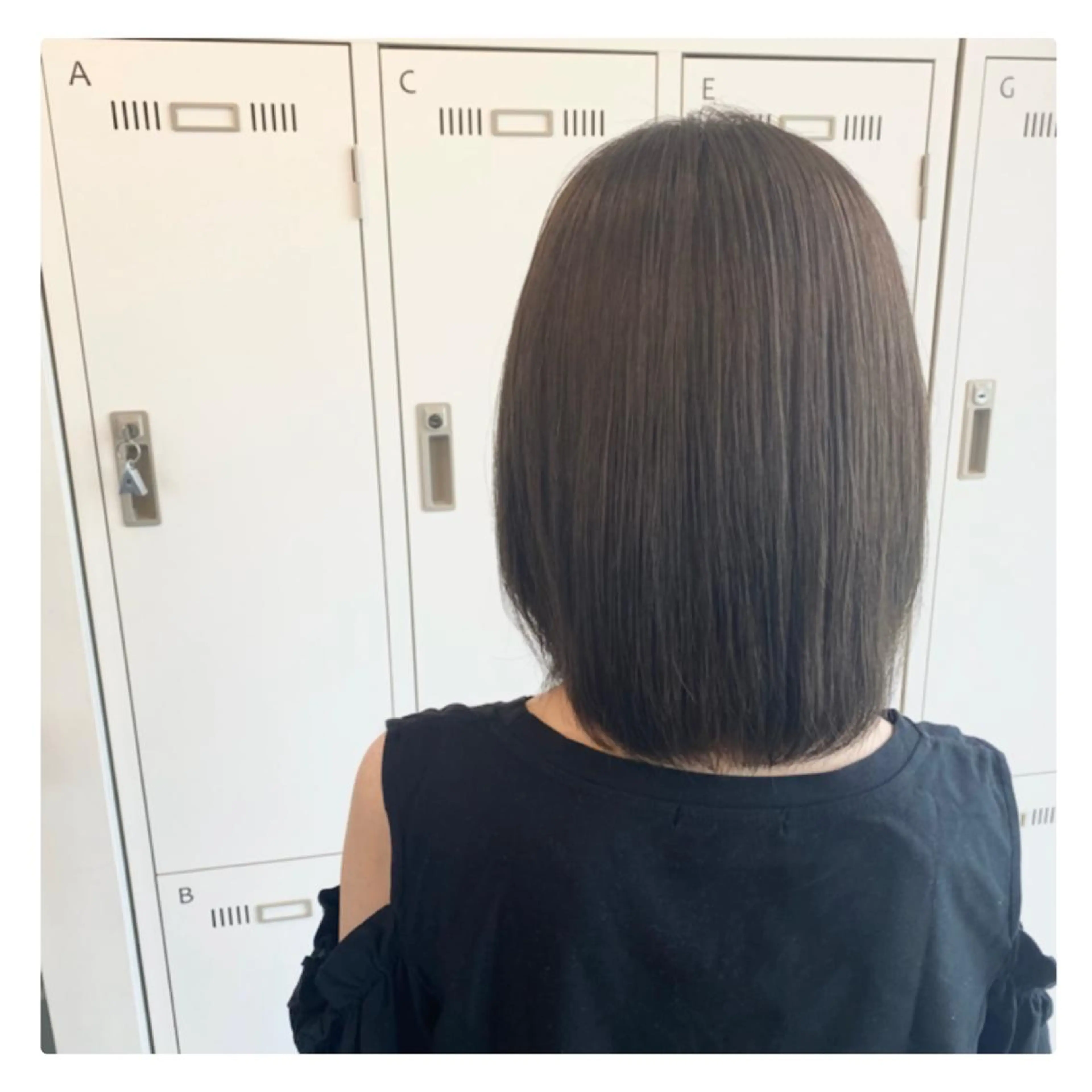 ショート カラー カット ヘアカラー YUNA ユウナのヘアスタイル