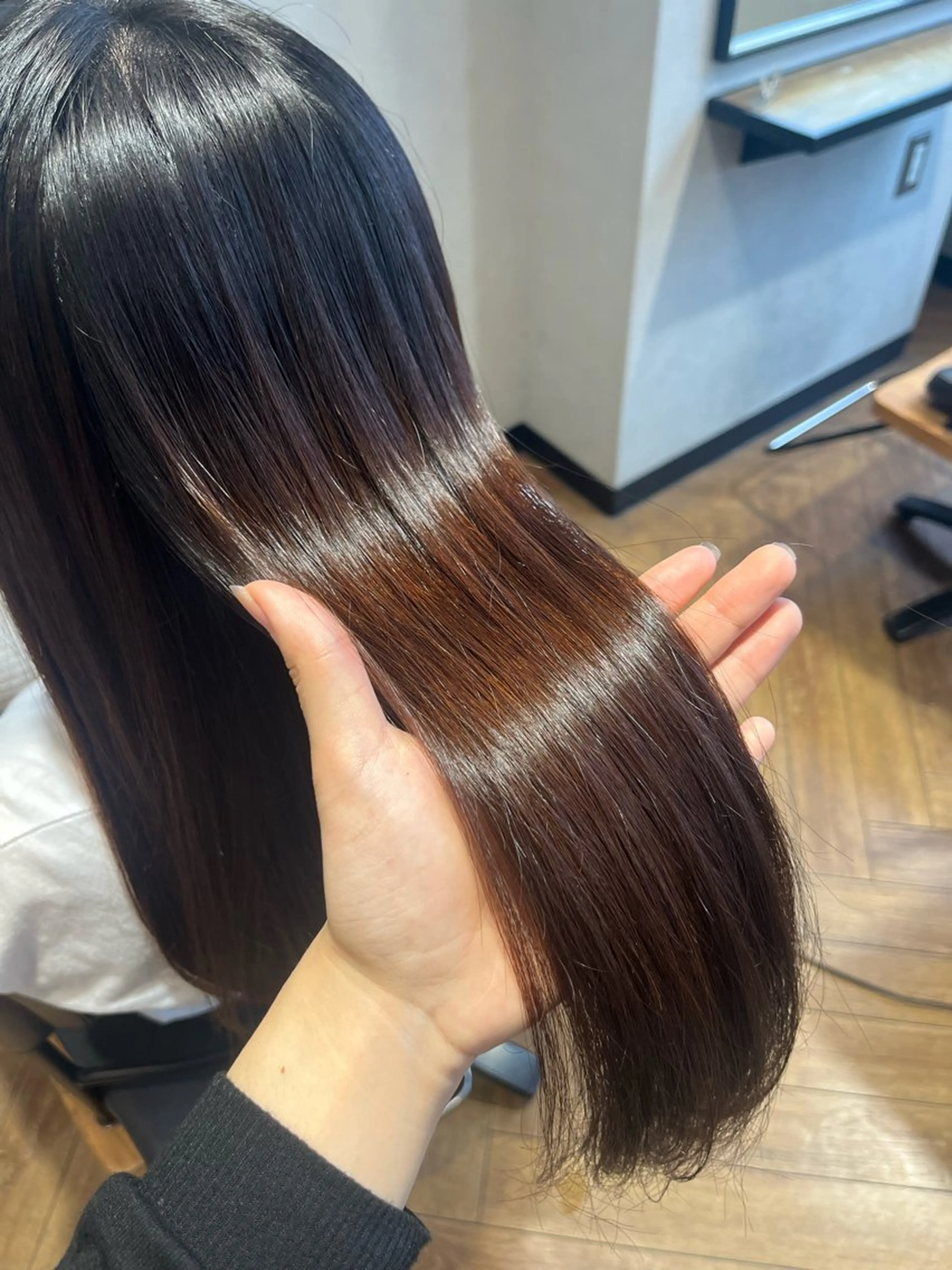 ロング 袋瀬 玲奈のヘアスタイル