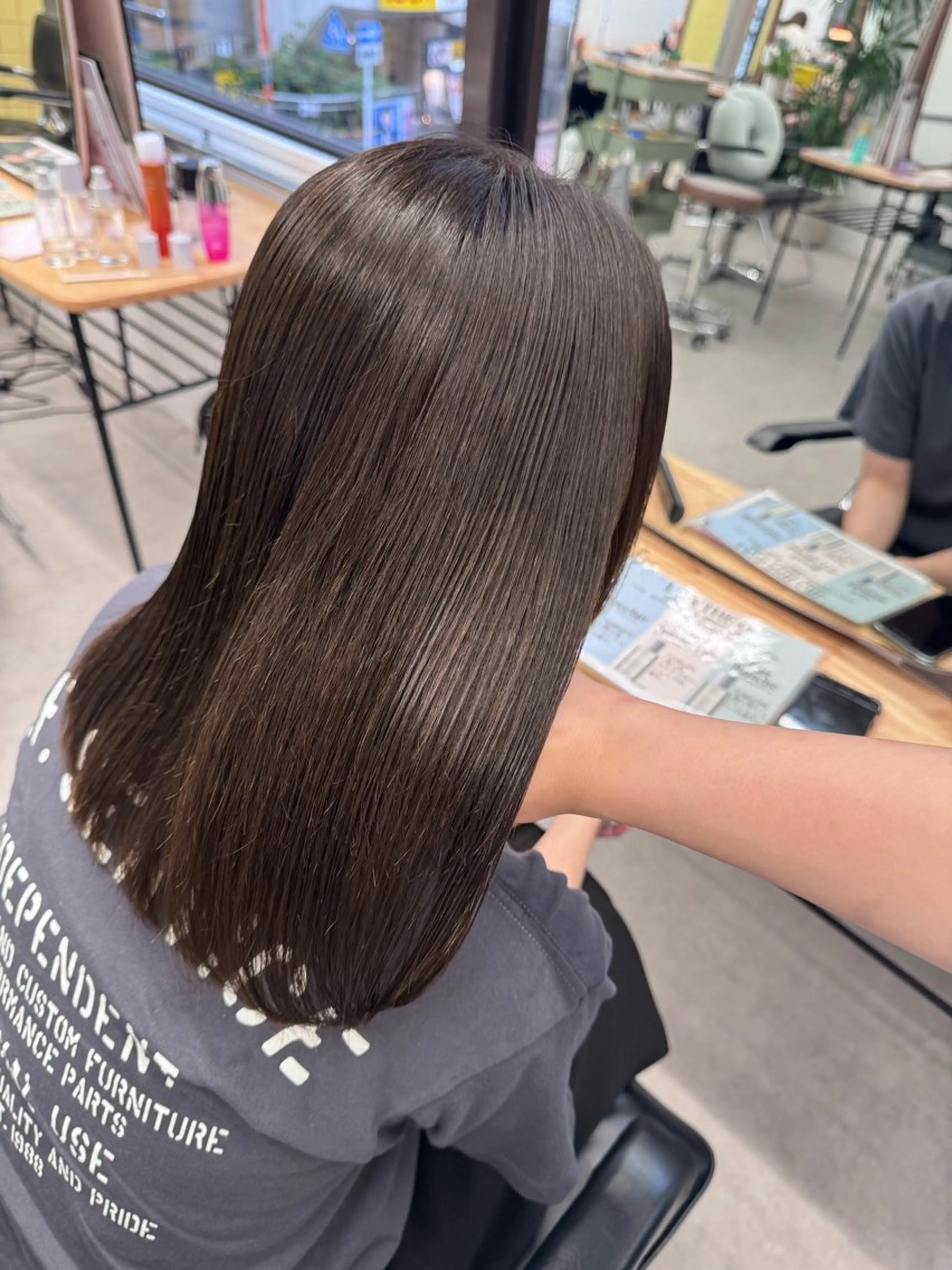 カラー ヘアカラー トリートメント 吉松 ここみのヘアスタイル