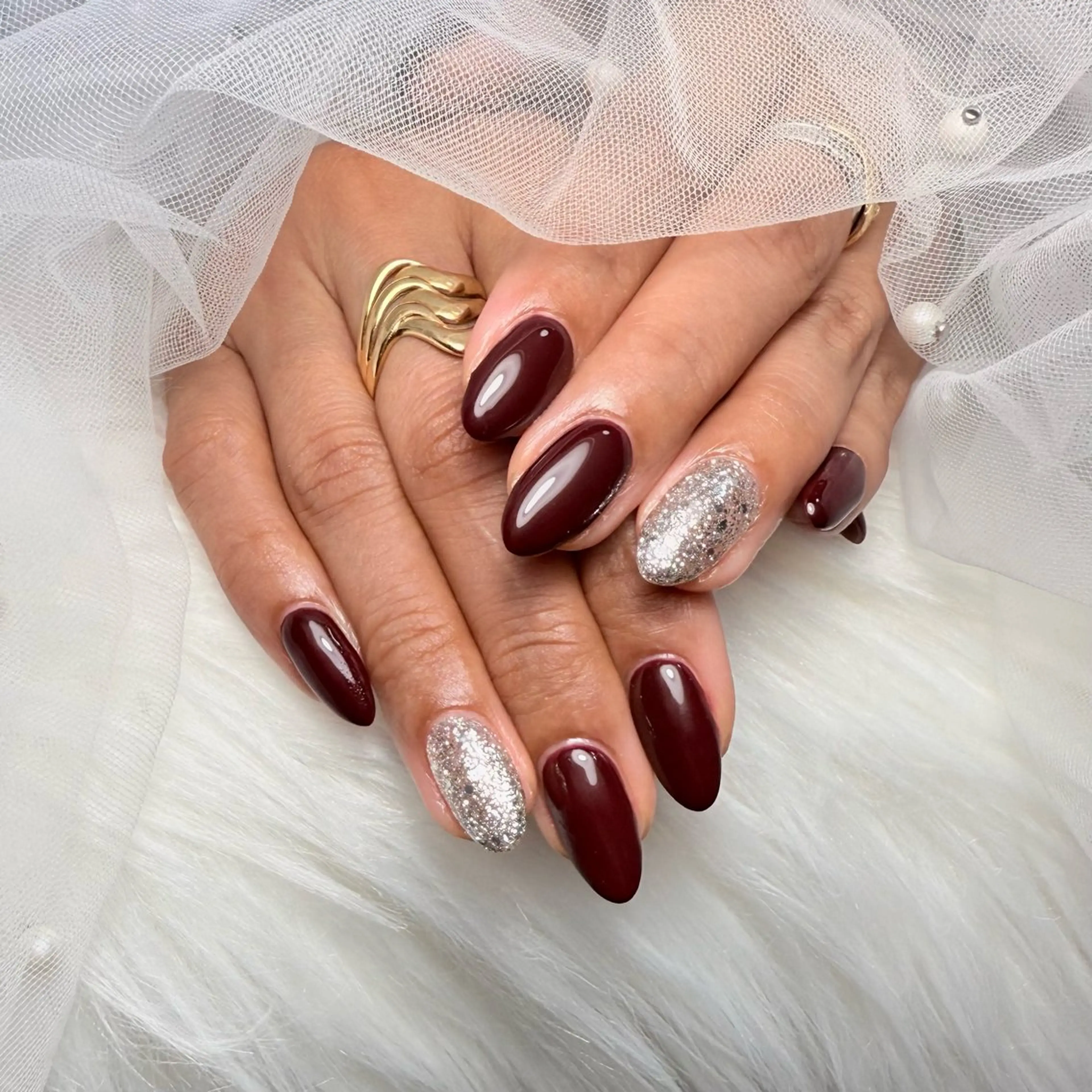ネイル ボルドー キラキラネイル ラメ(グリッター) ロングネイル オフィスネイル ハンドネイル LAMB所属・🌹Belle Nail🌹のネイルデザイン