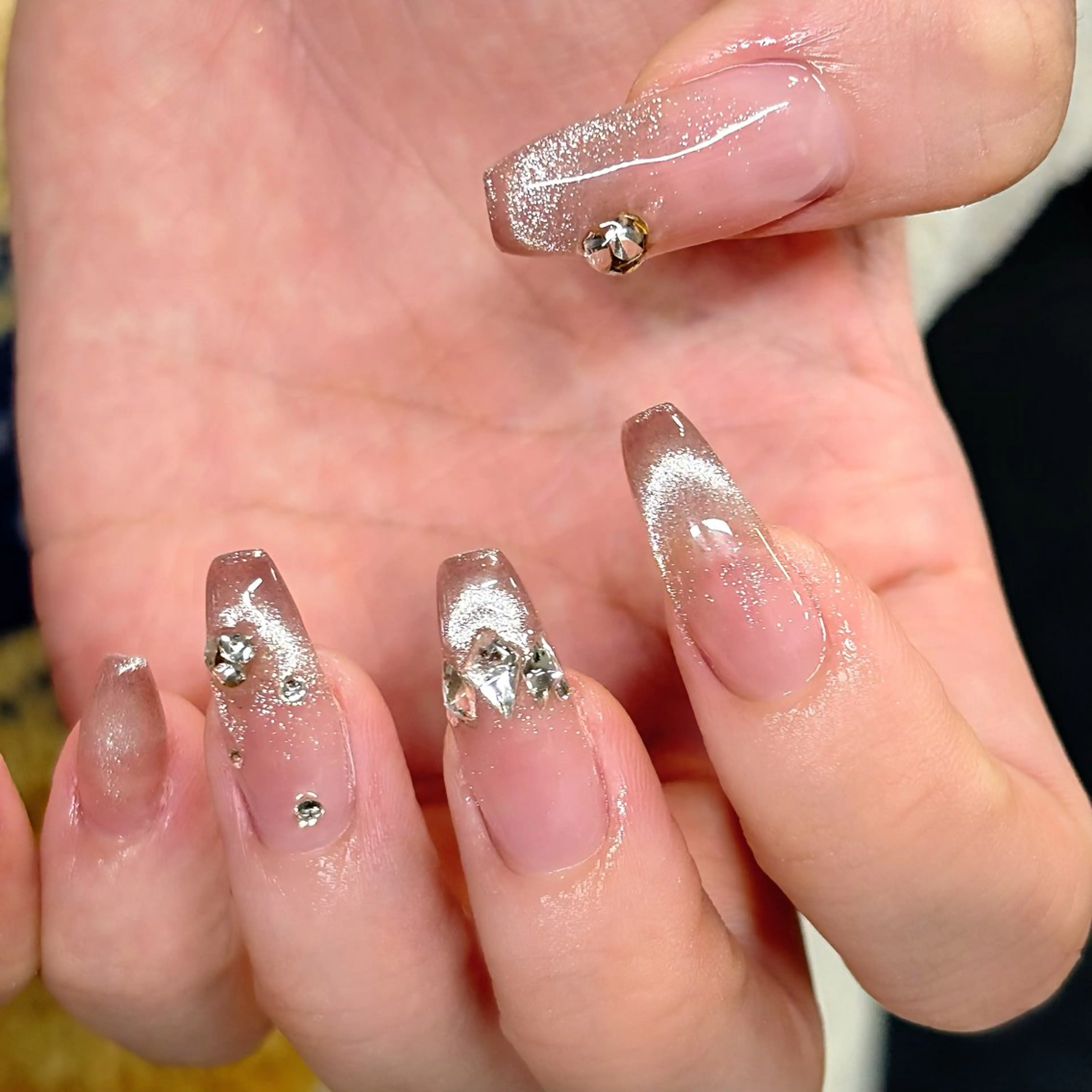 ネイル フレンチネイル 韓国ネイル マグネットネイル オフィスネイル 春ネイル ハンドネイル 🫧OPELIA NAIL渋谷🫧のネイルデザイン