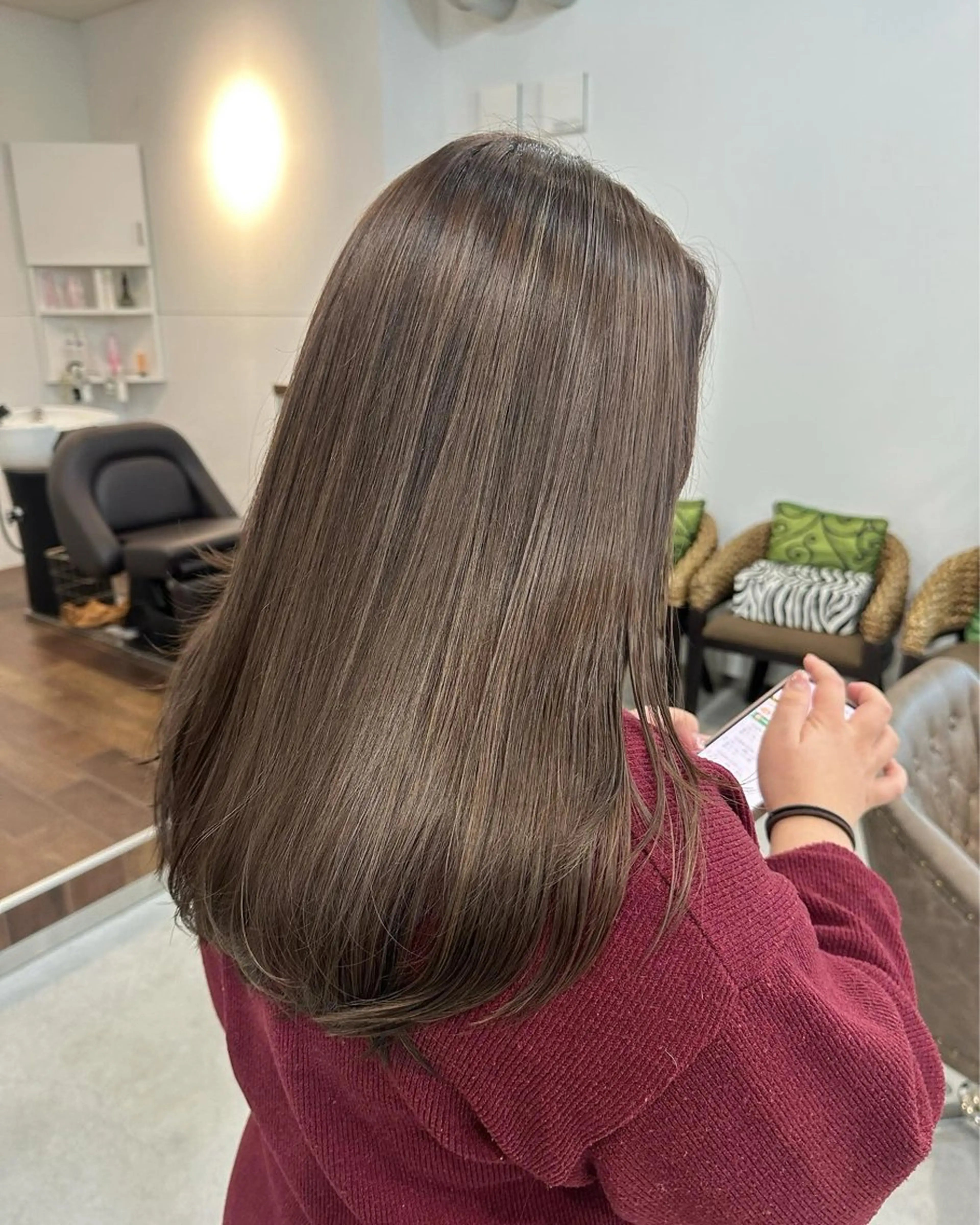 ロング カラー ハイライトカラー ハイライト カット ヘアカラー トリートメント カイリ /レイヤーカットのヘアスタイル