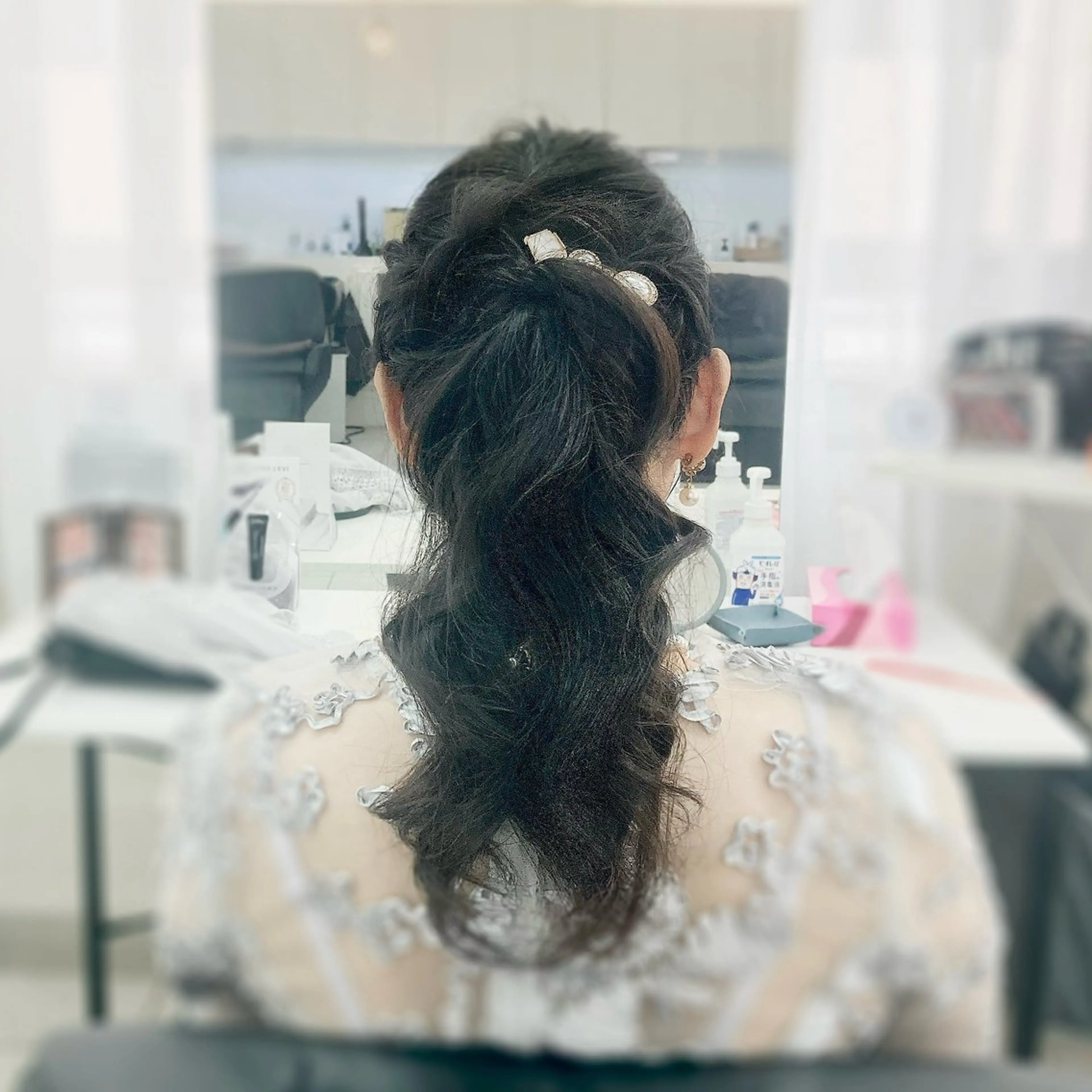 ヘアアレンジ ポニーテール 結婚式・ブライダル かわしま ゆうみの眉毛・アイブロウイメージ