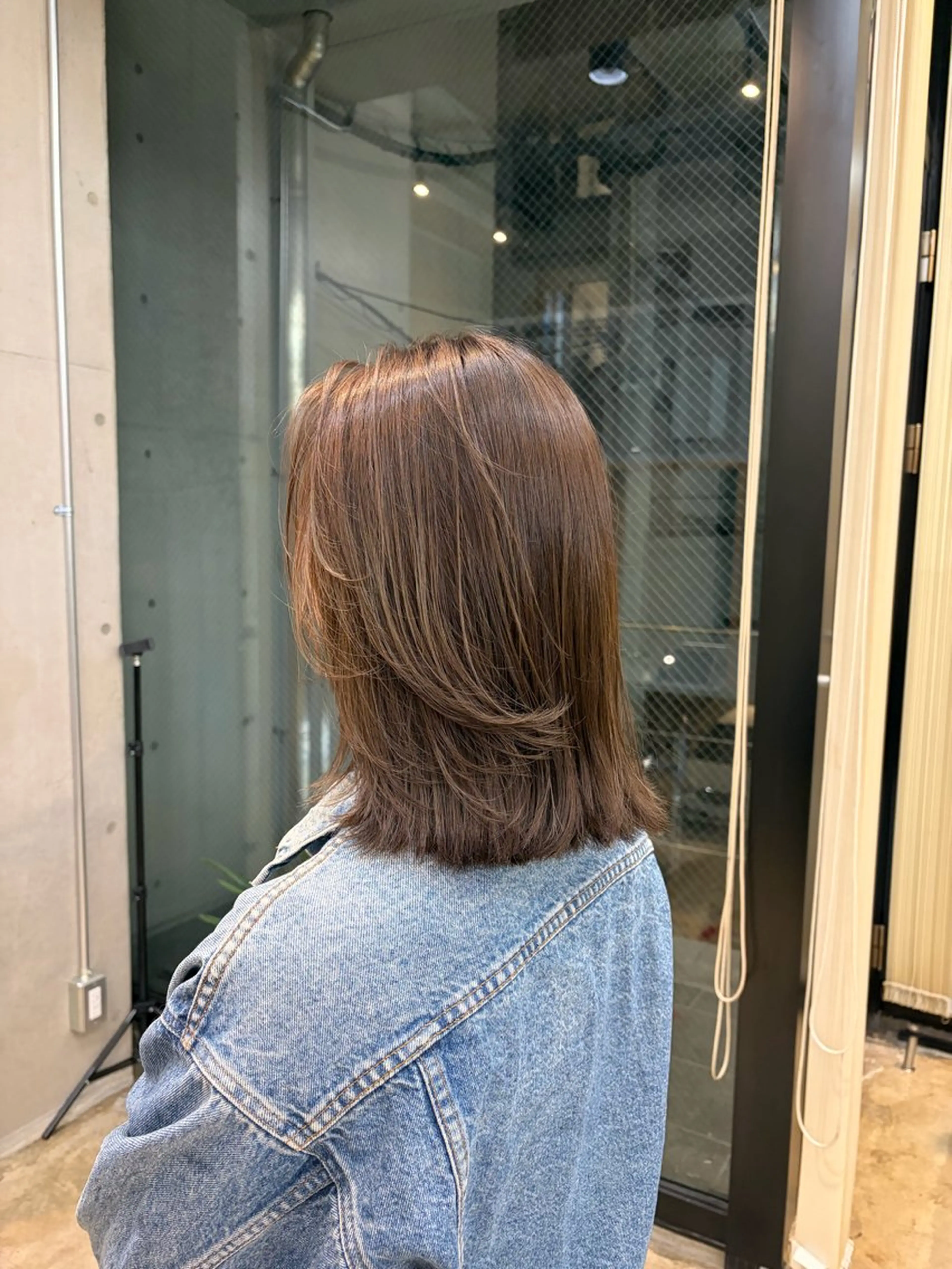 ミディアム アッシュ 顔周りカット レイヤーカット カット ヘアカラー KOUSUKE /メンズカットのヘアスタイル