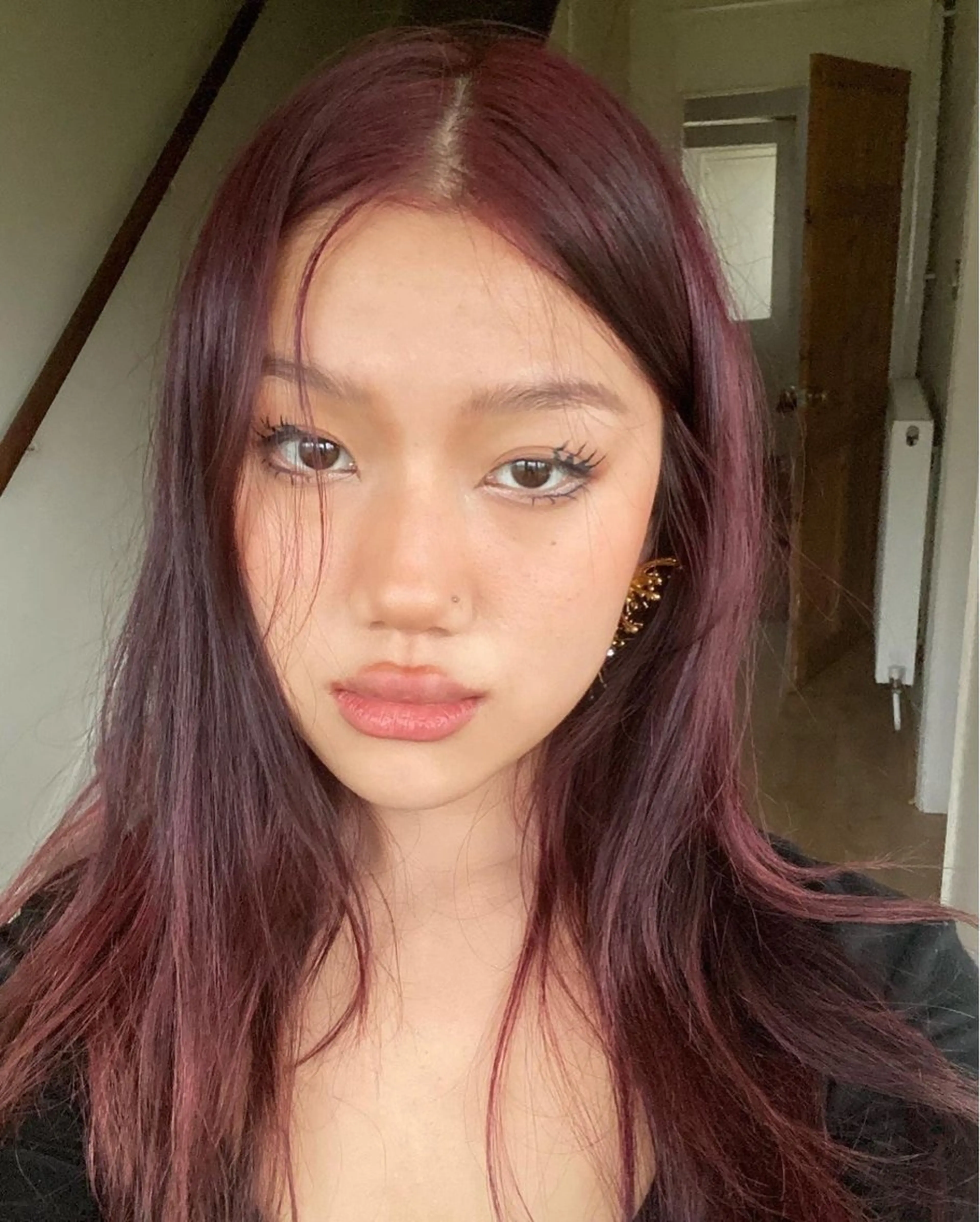 セミロング カラー レッドカラー 吉田一輝 外国人パーマのヘアスタイル