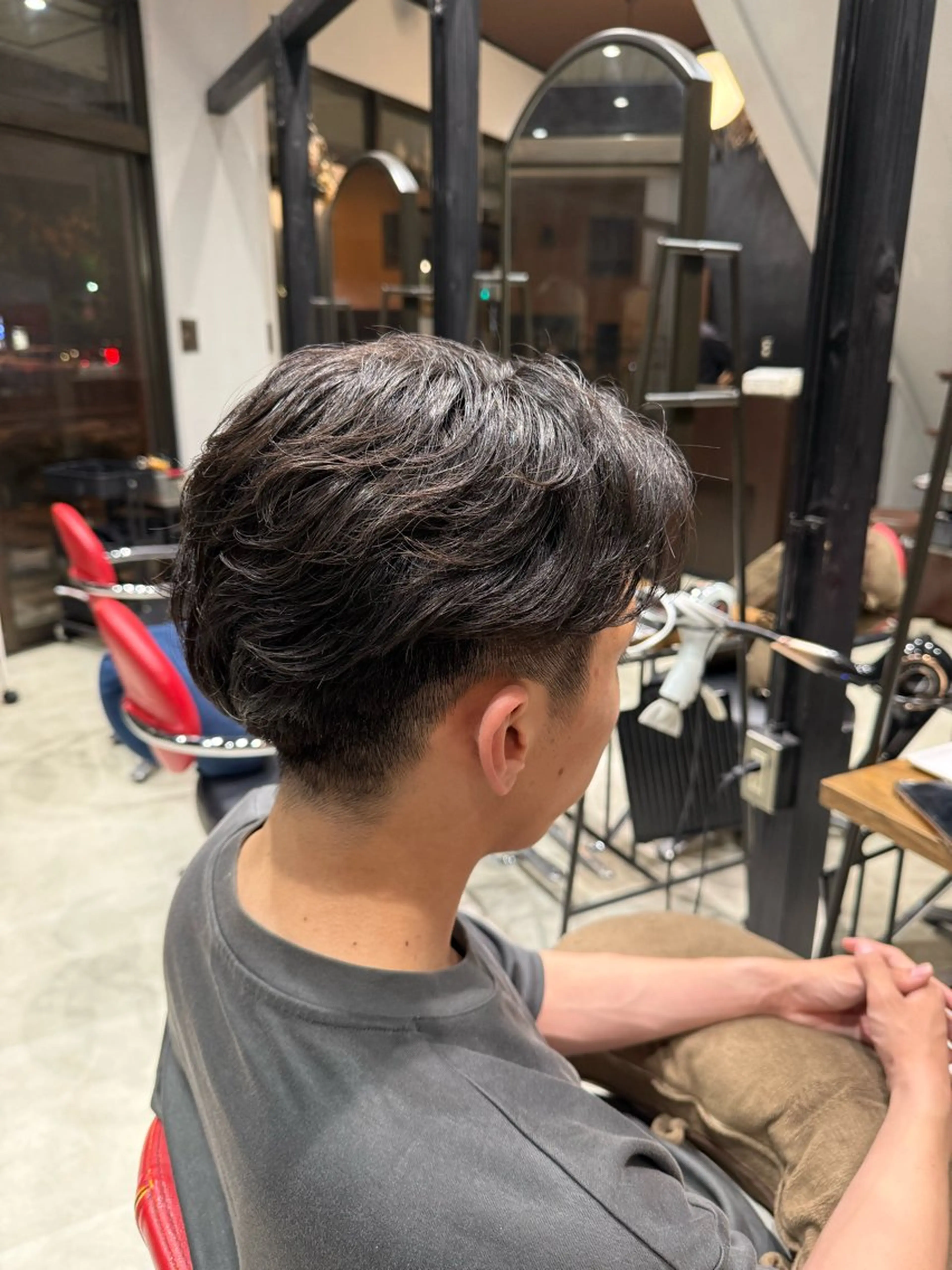 パーマ 山口 幸作のヘアスタイル