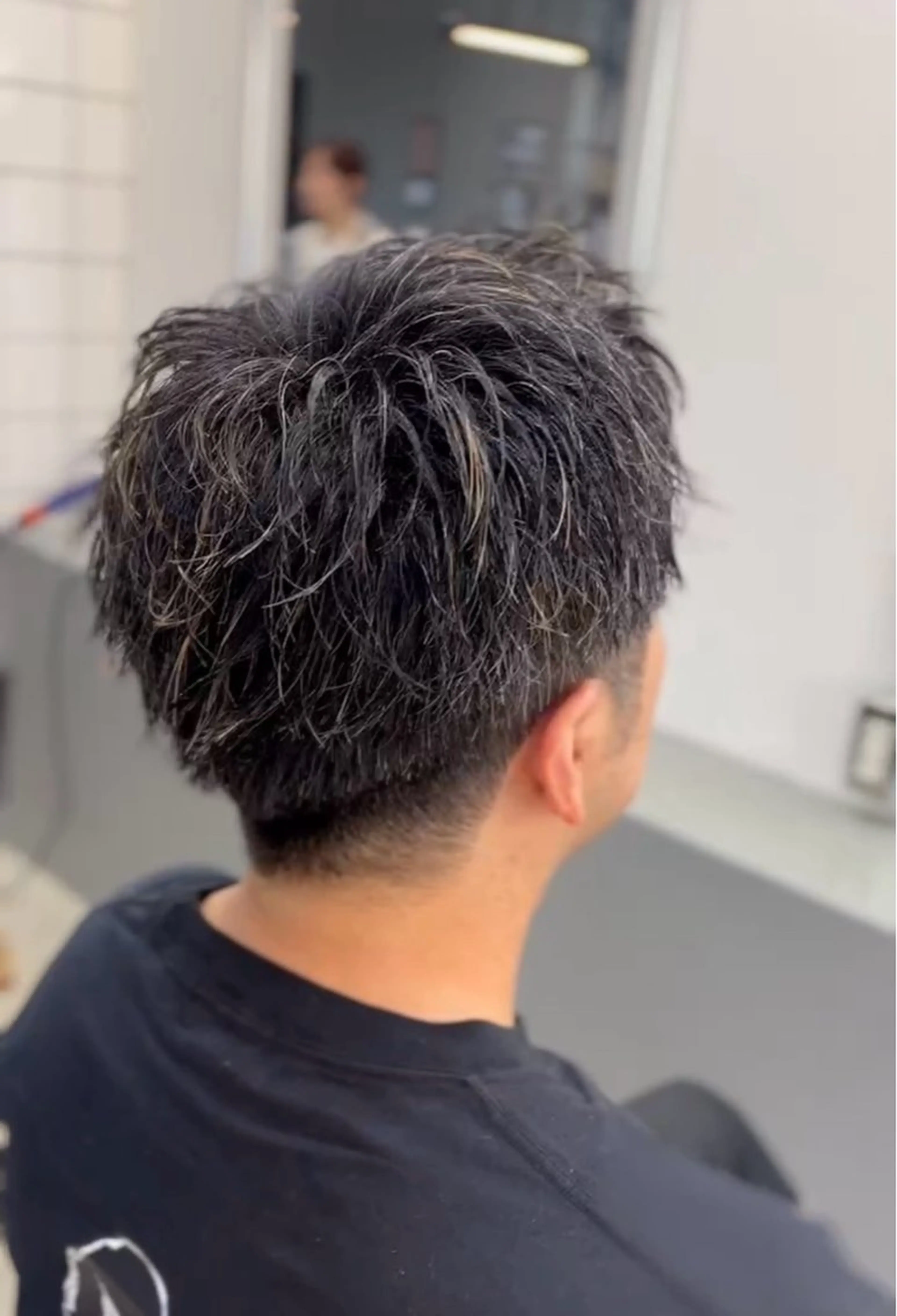ショート カラー メンズ メンズ専門サロン wokeのヘアスタイル