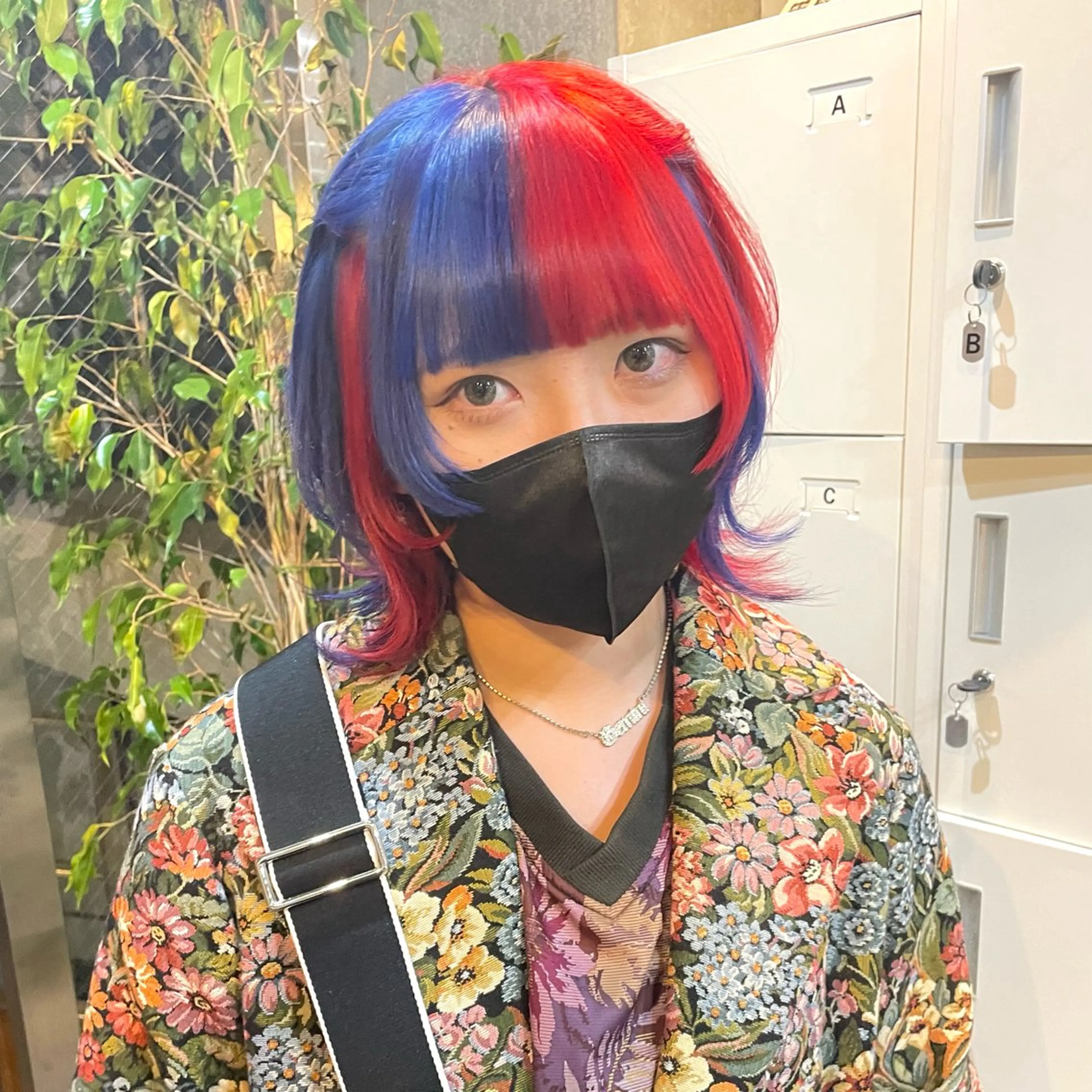 ミディアム ヘアカラー もにか🌞原宿/渋谷 🌝ブリーチカラーのヘアスタイル