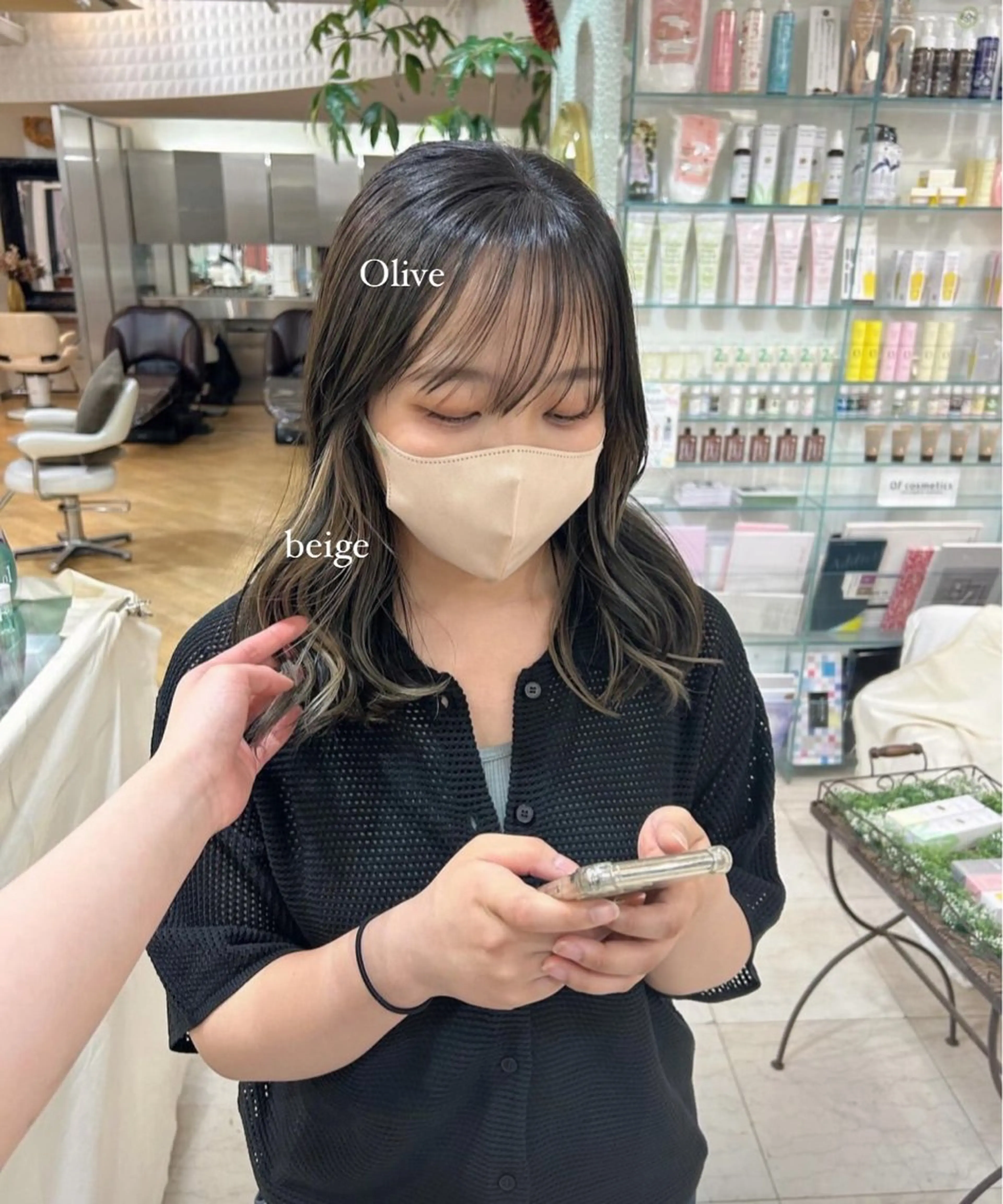 ミディアム カラー 透明感カラー ヘアカラー ありむらもえ/ インナーカラーのヘアスタイル
