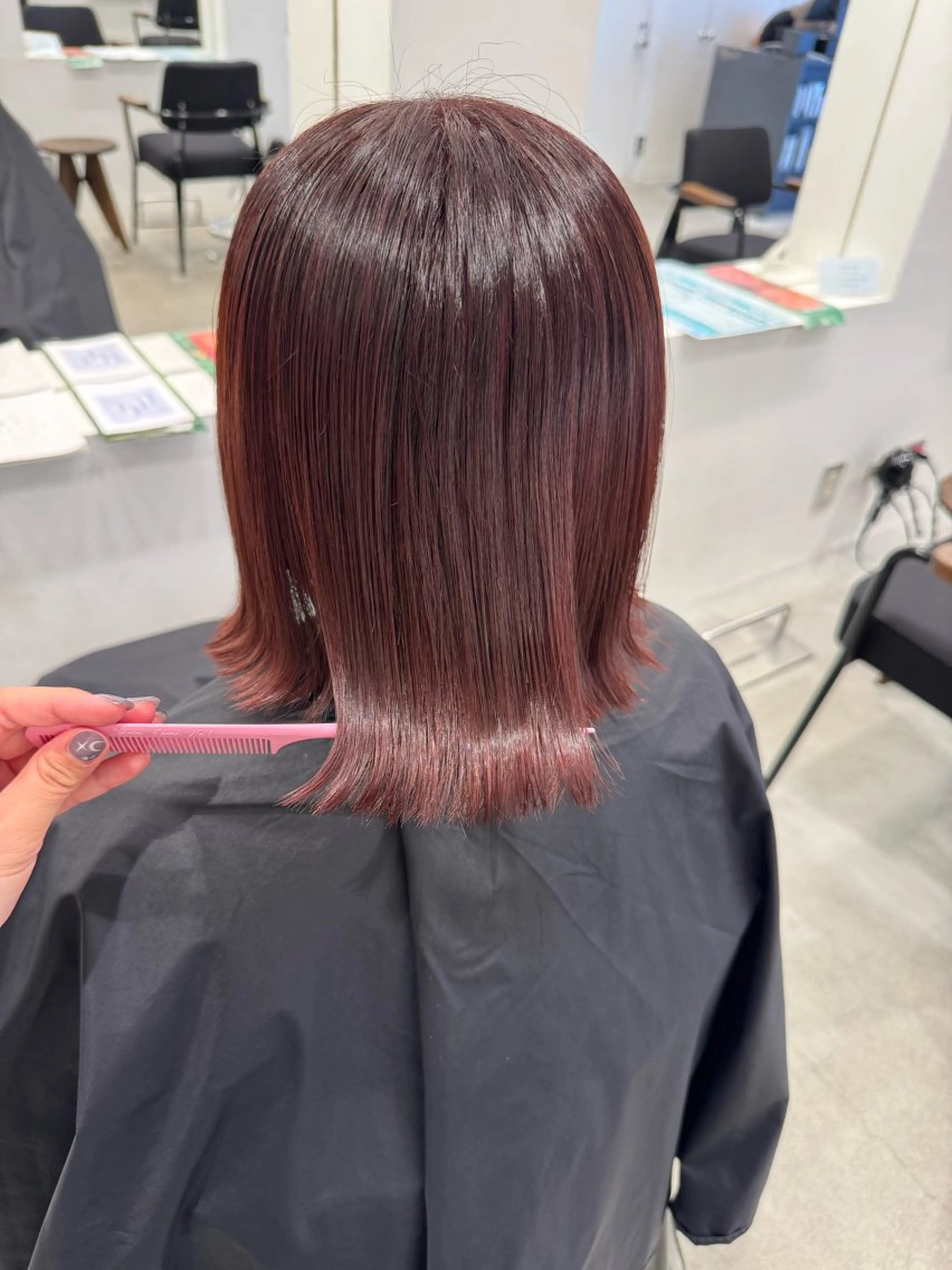 ショート カラー ピンクカラー 萩原 紗妃のヘアスタイル