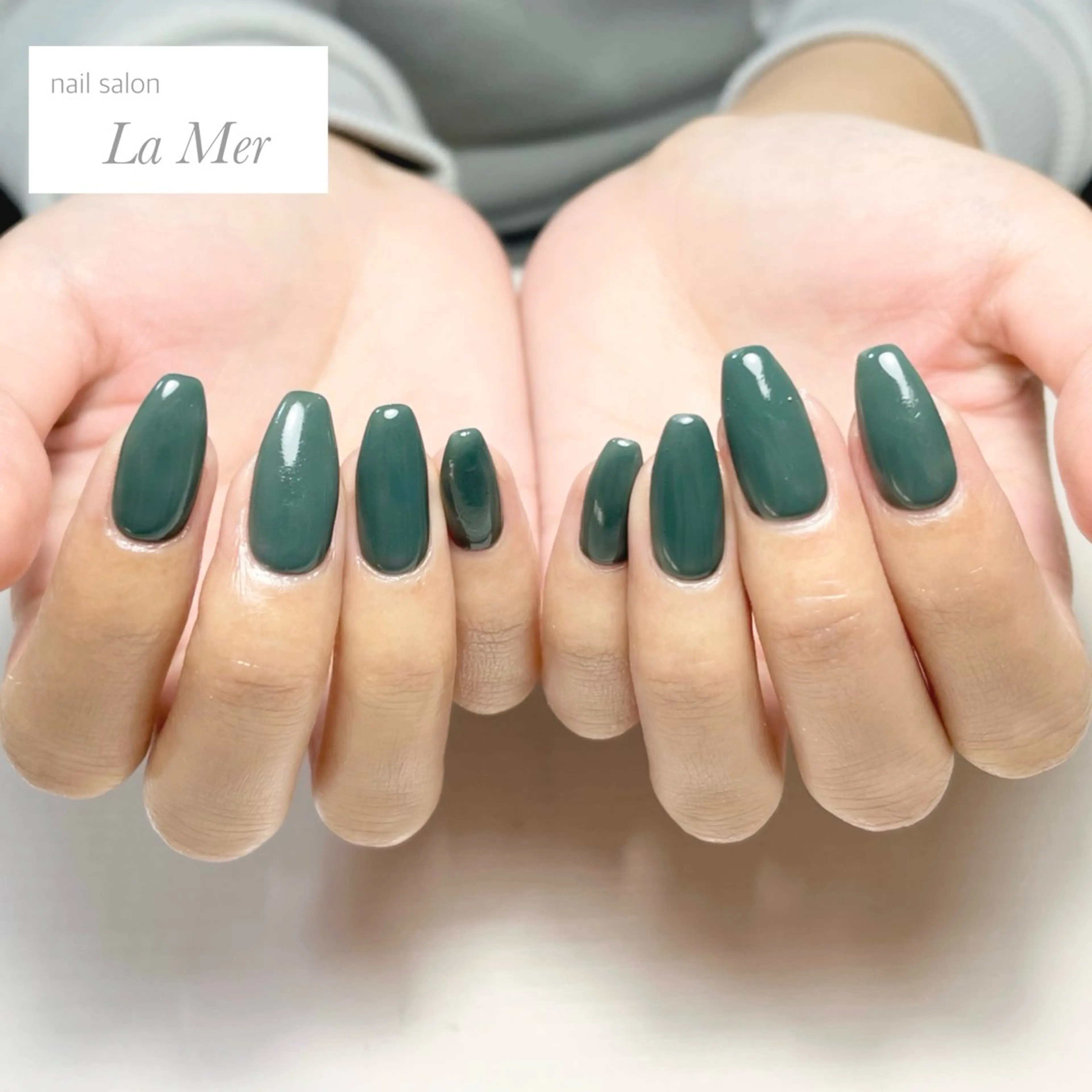 ネイル ブルー カジュアル ジェルネイル グリーン オフィスネイル ハンドネイル nailsalon La Merのネイルデザイン