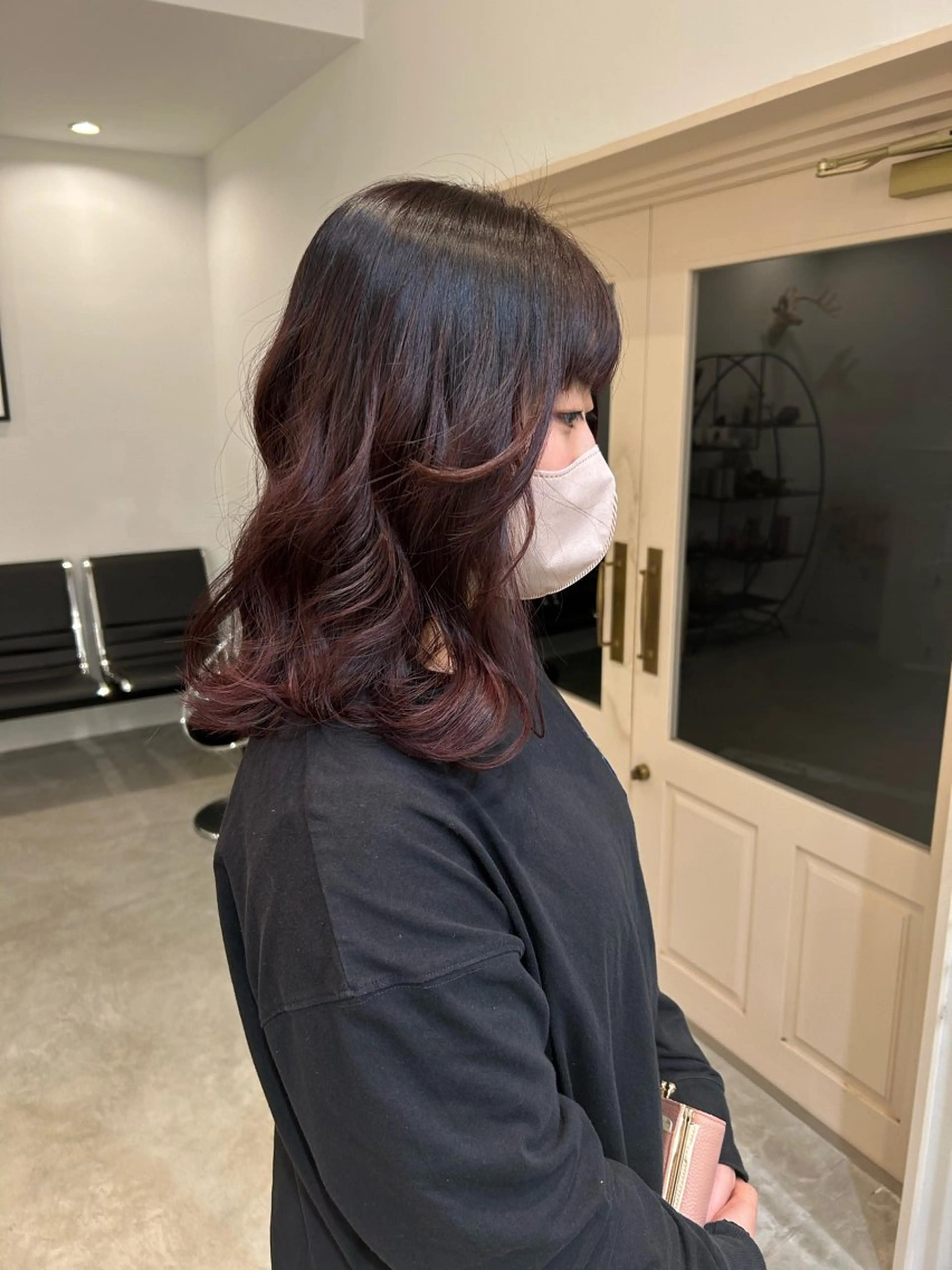 カラー 鳥居 愛子のヘアスタイル