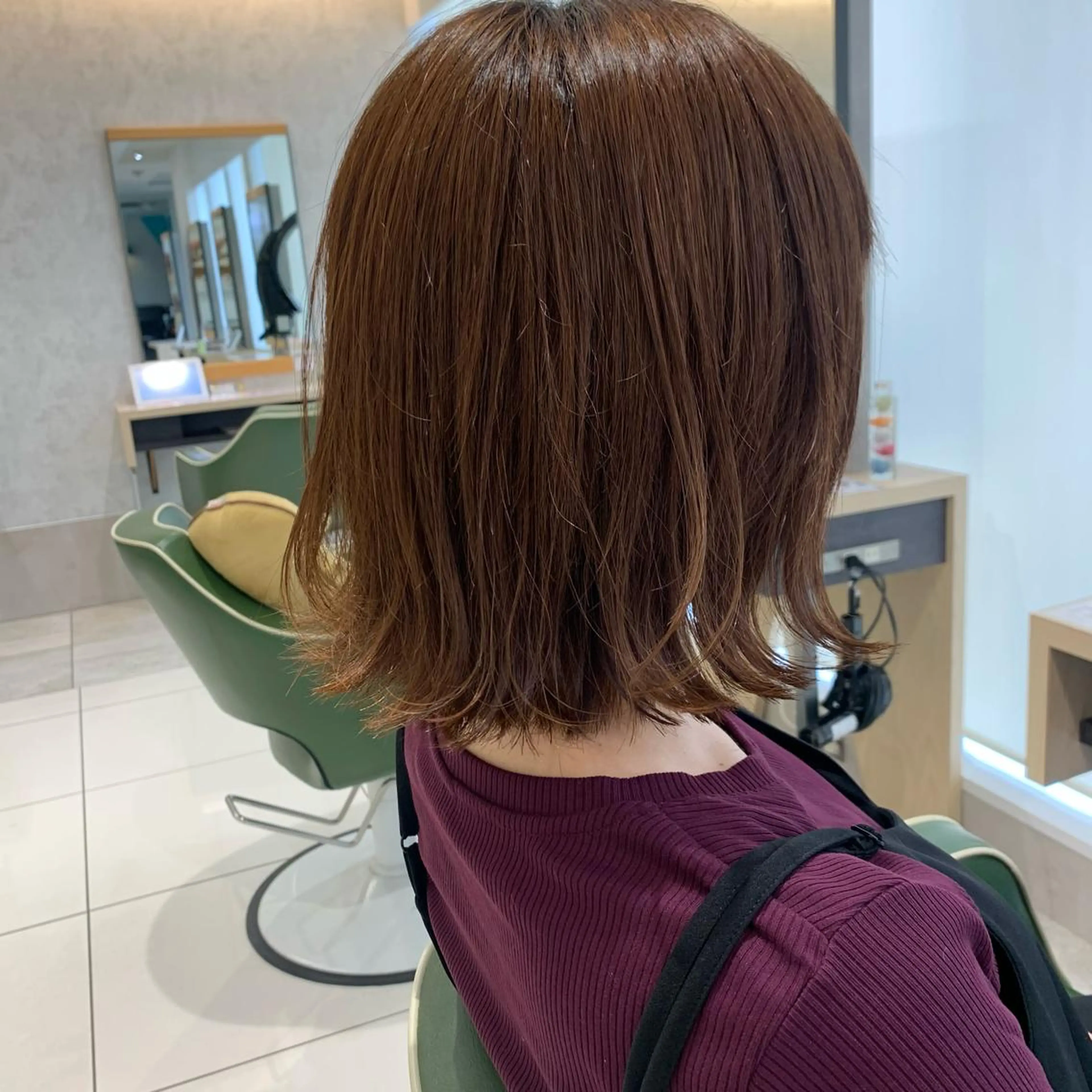 カラー ボブ 畠山 華奈のヘアスタイル