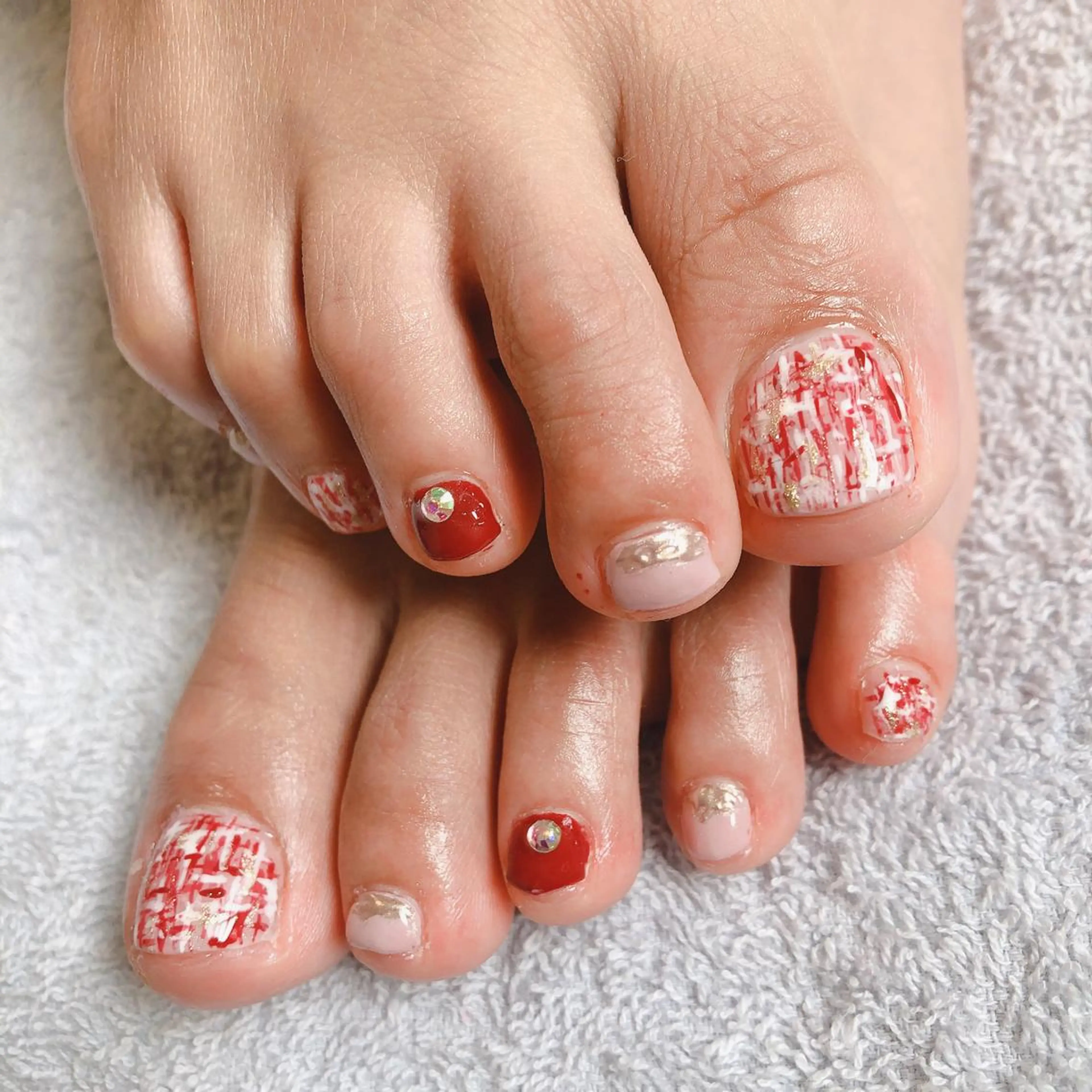 ネイル アートネイル フットネイル ツイードネイル 結城 怜菜のネイルデザイン