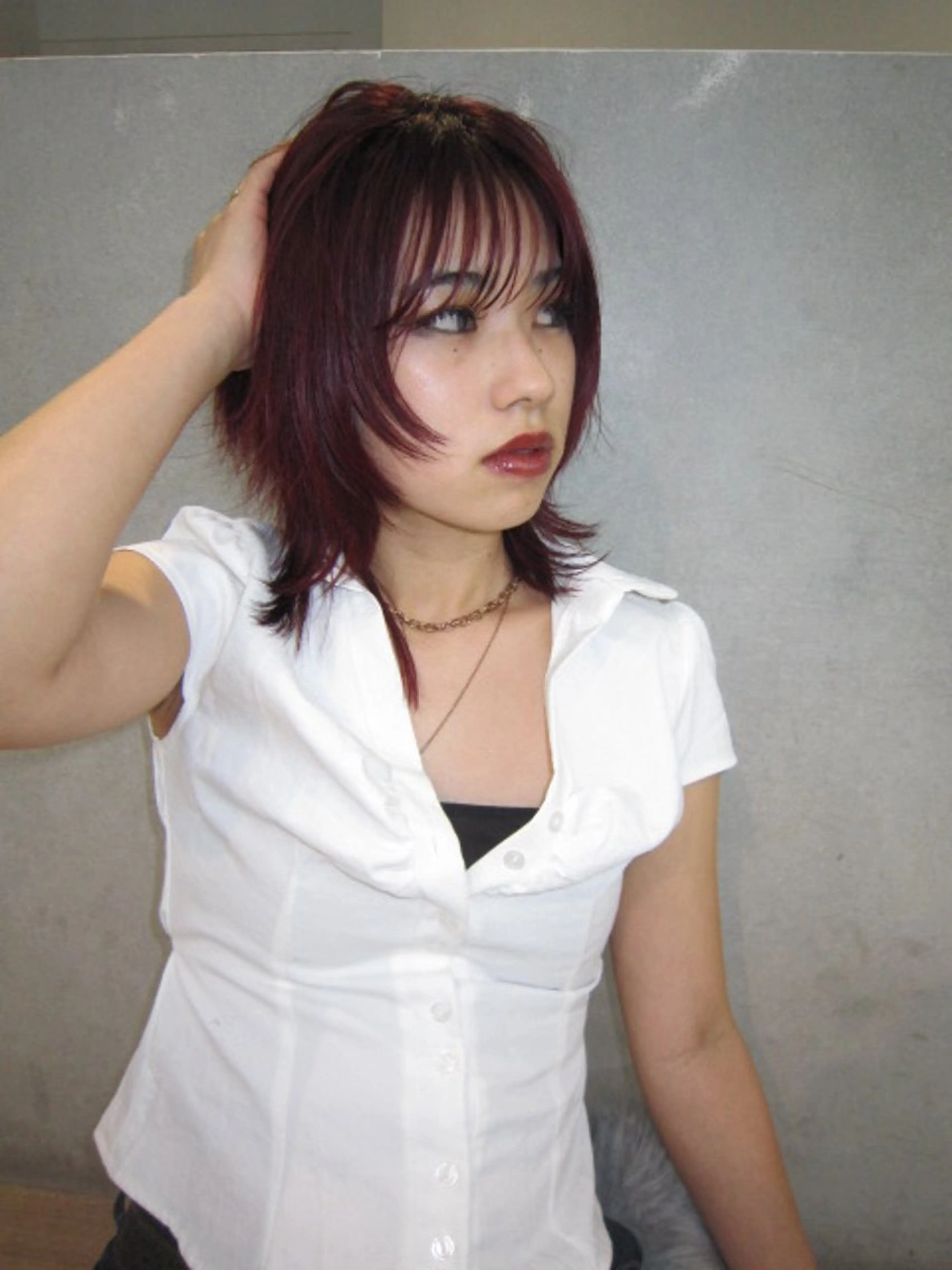 ミディアム カラー ヘアカラー 🌟暖色系ハイトーン 🌟AIのヘアスタイル