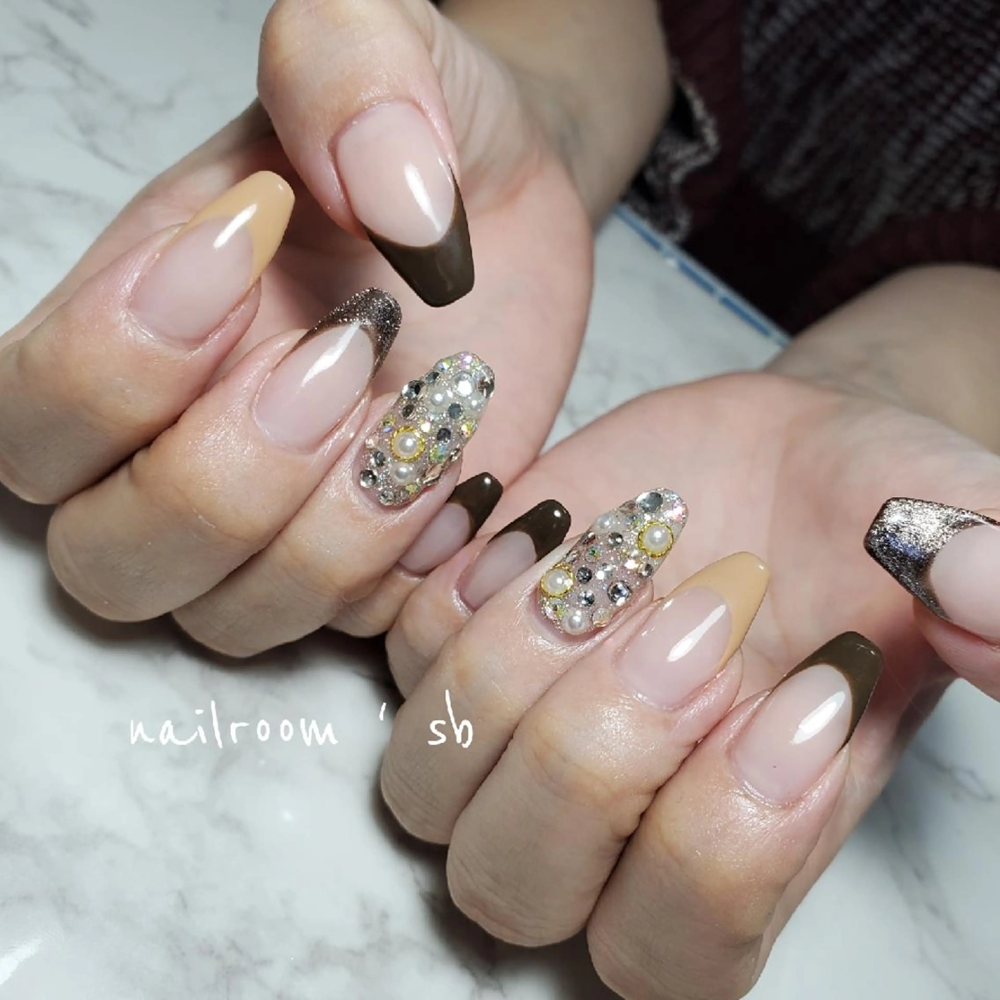 ネイル ハンドネイル nailroom‪ sb‪‪𓈒𓂂𓏸のネイルデザイン