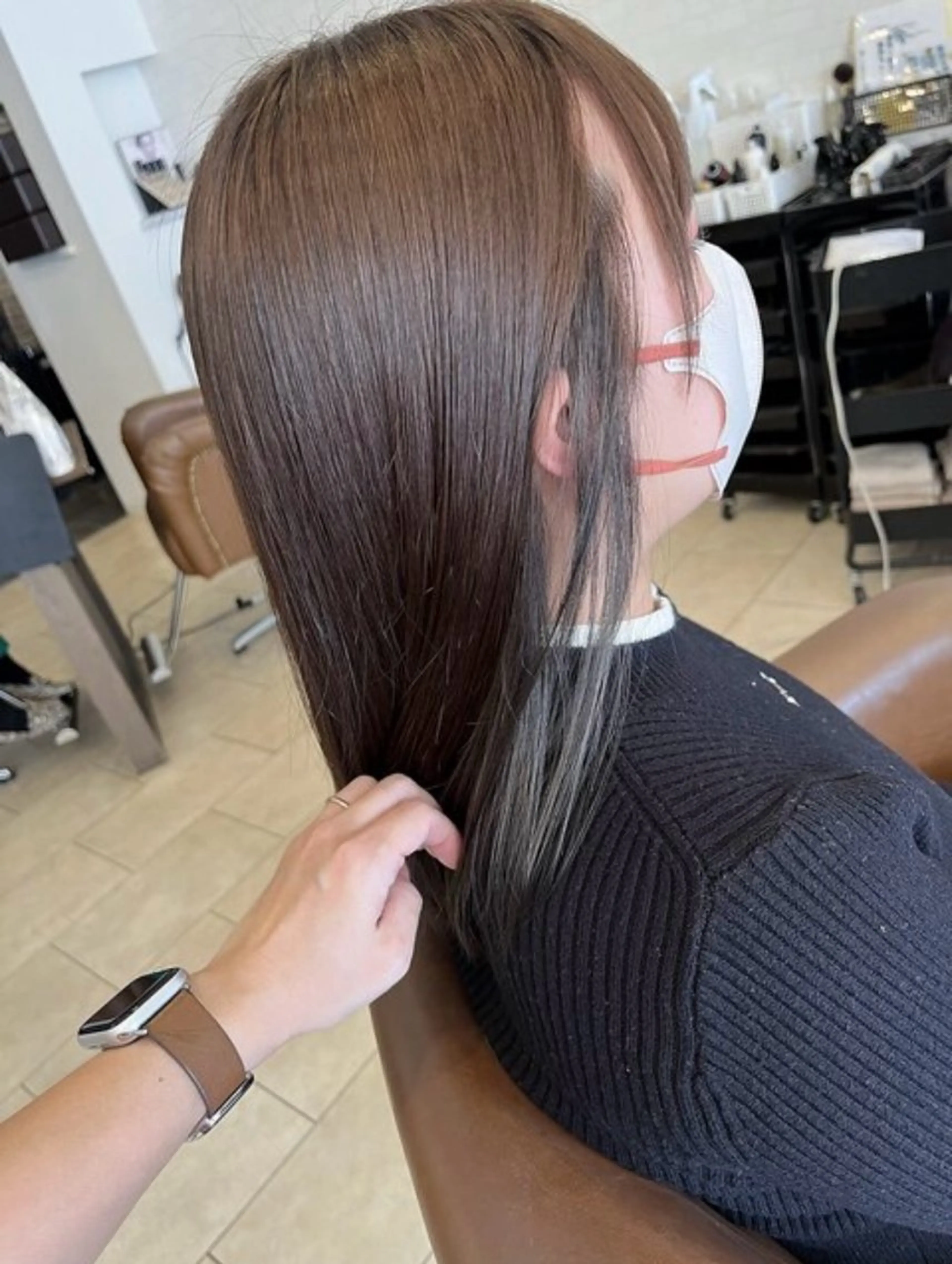 ロング カラー 泉川 みかのヘアスタイル