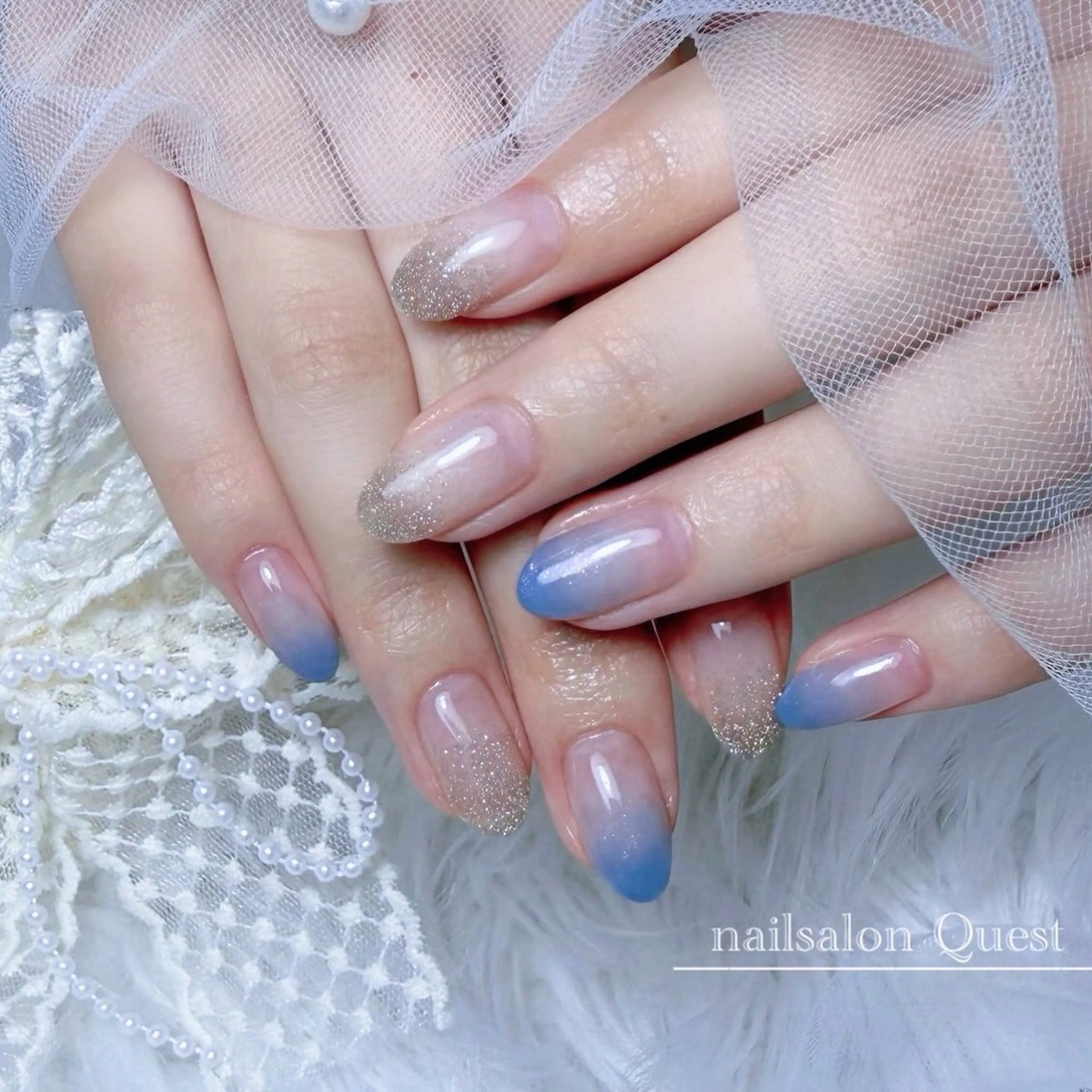 ネイル ブルー ゴールド ラメ(グリッター) ハンドネイル nailsalon Questのネイルデザイン