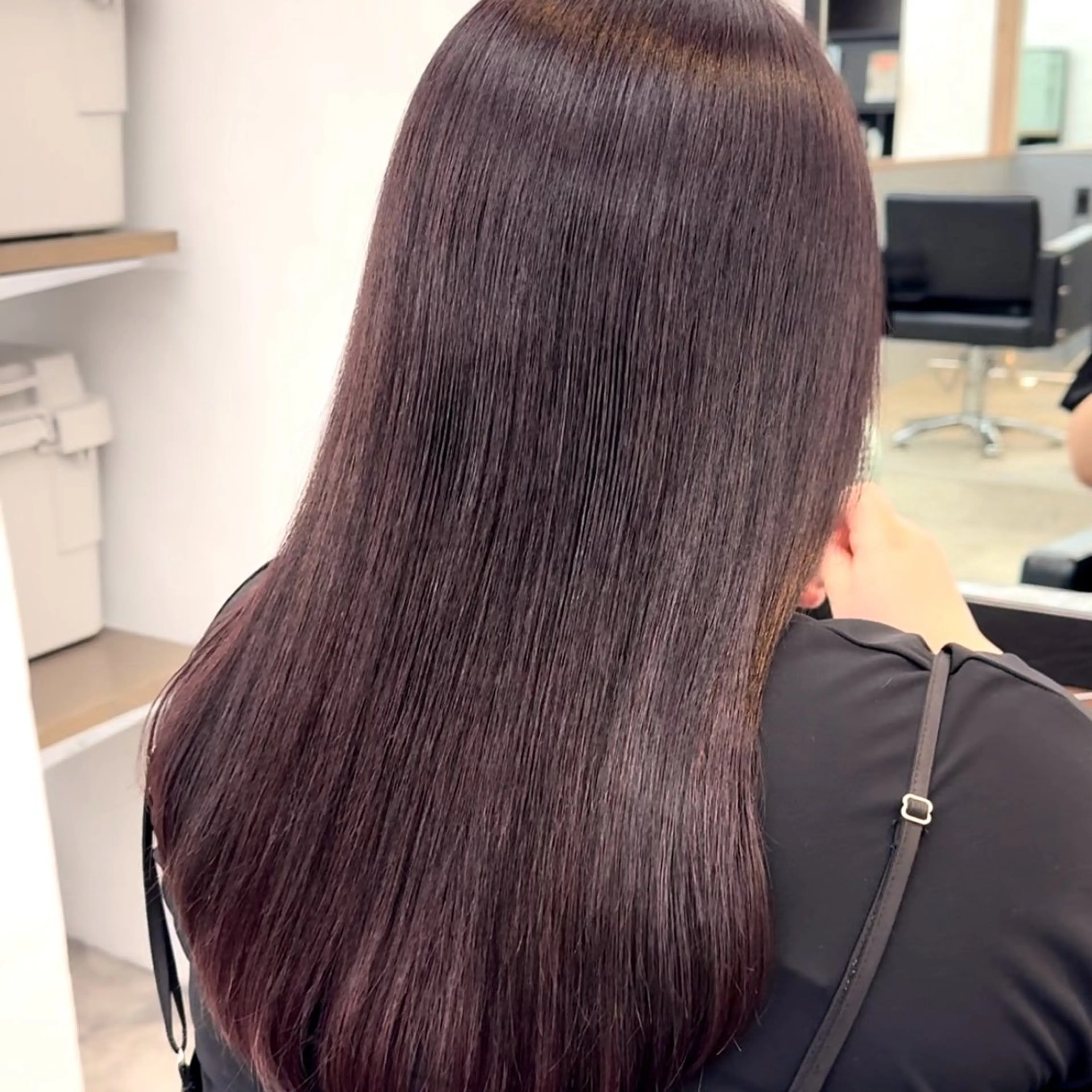 セミロング カラー ブリーチ ディープラベンダー ラベンダーカラー ブリーチなしカラー ボブ/レイヤー/ 艶髪/HANA💗のヘアスタイル