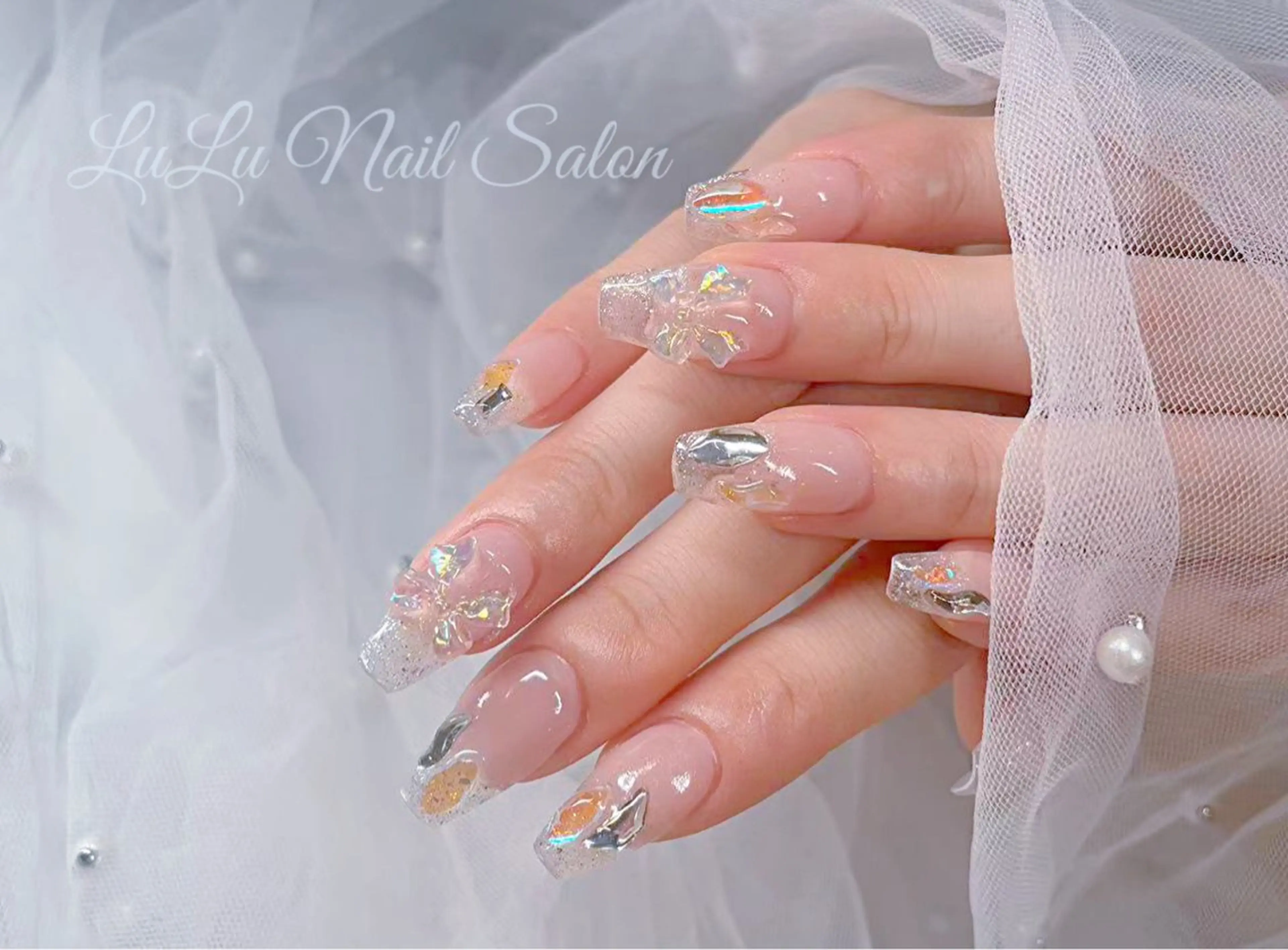 ネイル ハンドネイル LULU Nail  Salon 新宿所属・LU LU NailSalonのネイルデザイン