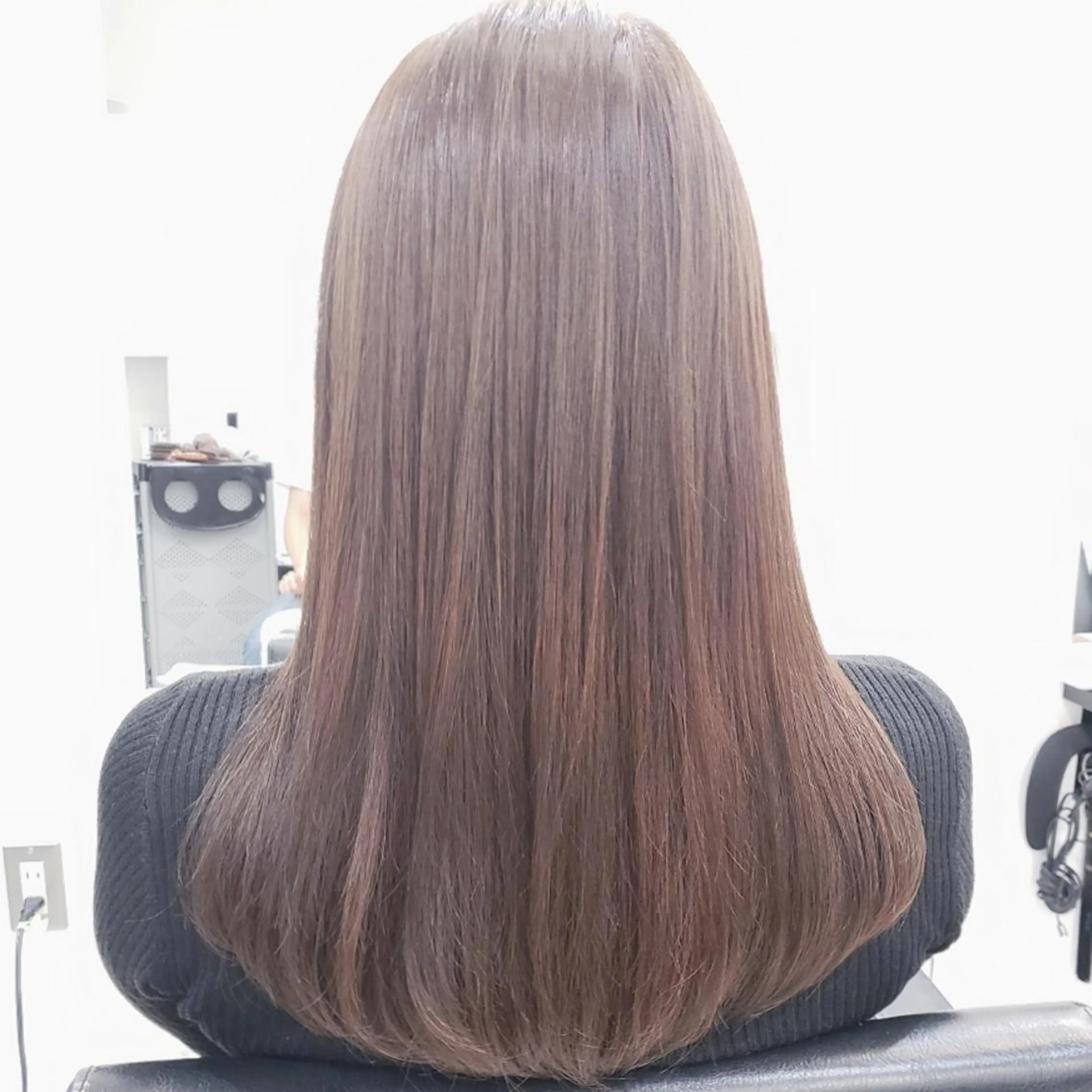 セミロング NICO所属・[店長]カラーが好評 　小林のヘアスタイル
