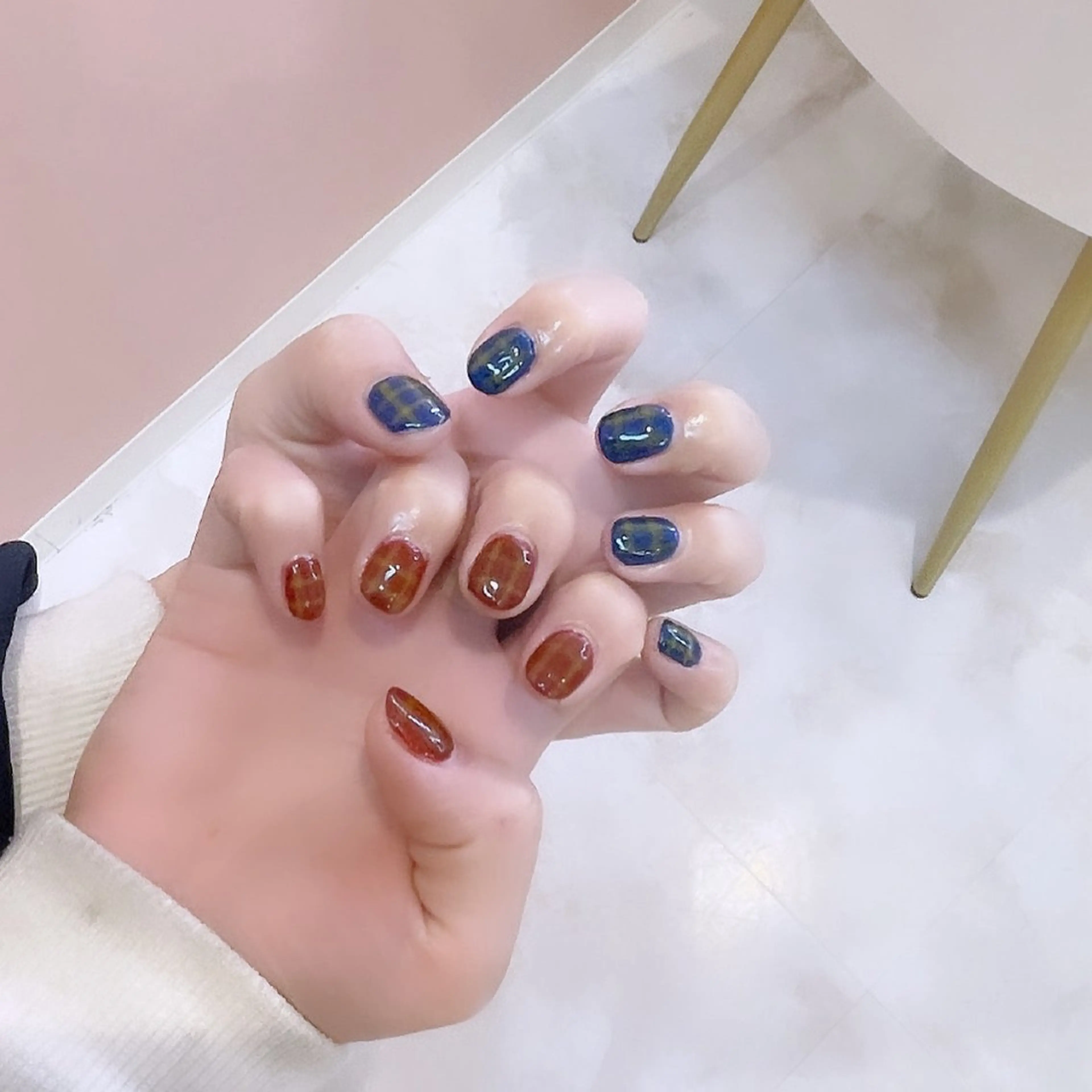 ネイル ハンドネイル chiyori🎀 韓国風束感まつげのマツエク・マツパデザイン