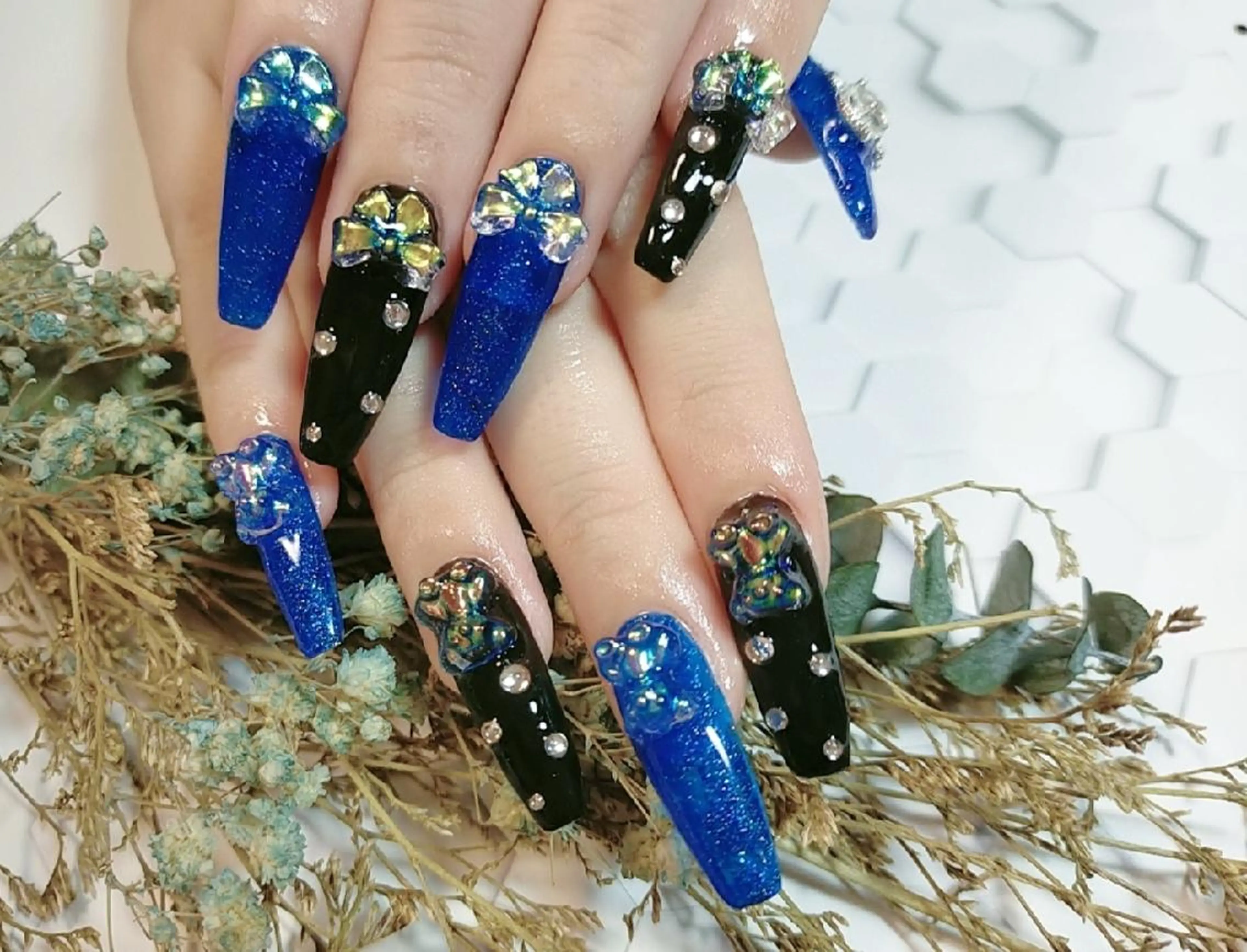 ネイル ハンドネイル ハンドケア ＤI'A ネイルサロンのネイルデザイン