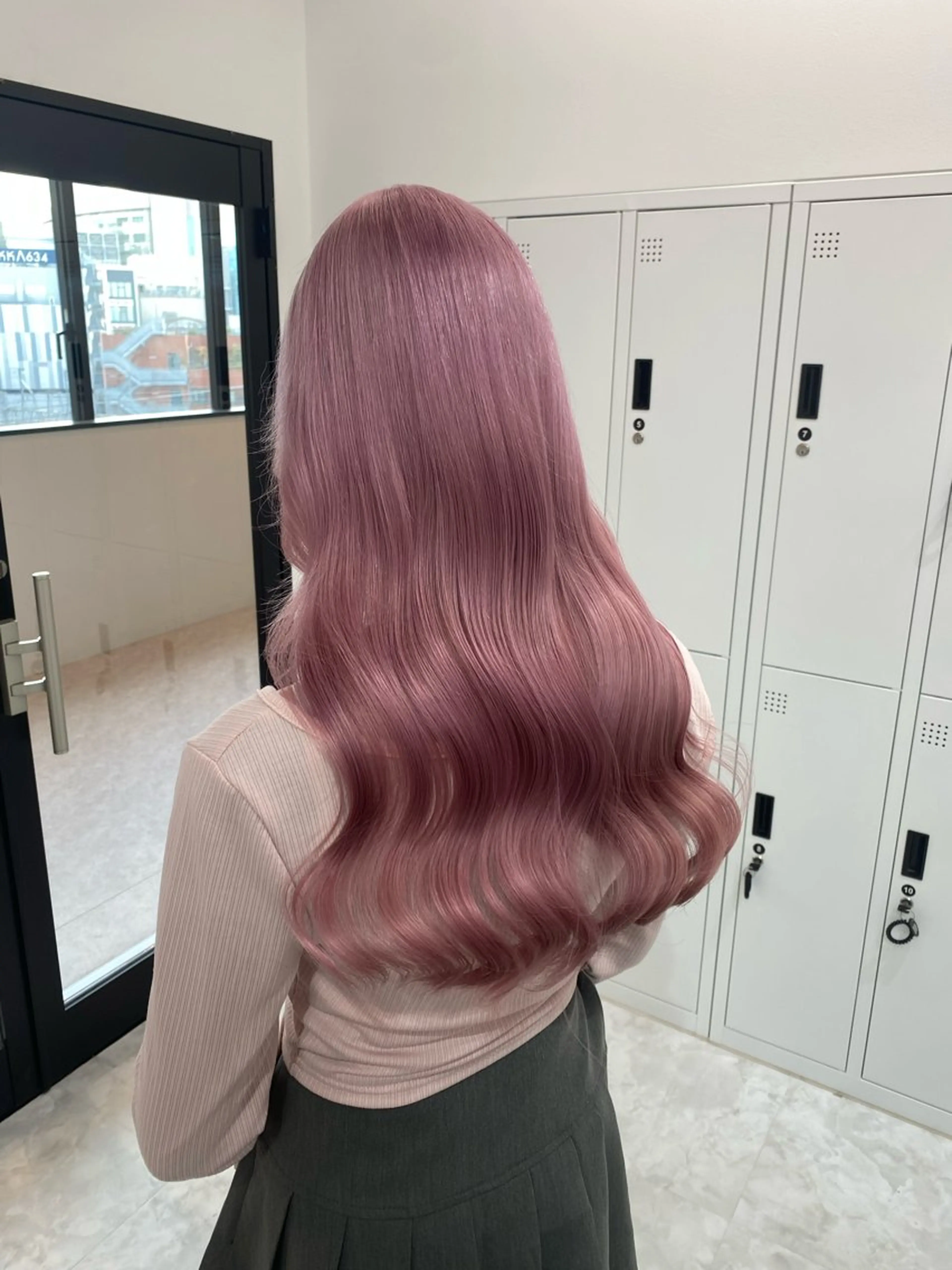 ロング カラー ヘアアレンジ 🎀韓国ヘア🎀 𝐬𝐚𝐫𝐚🎀のヘアスタイル