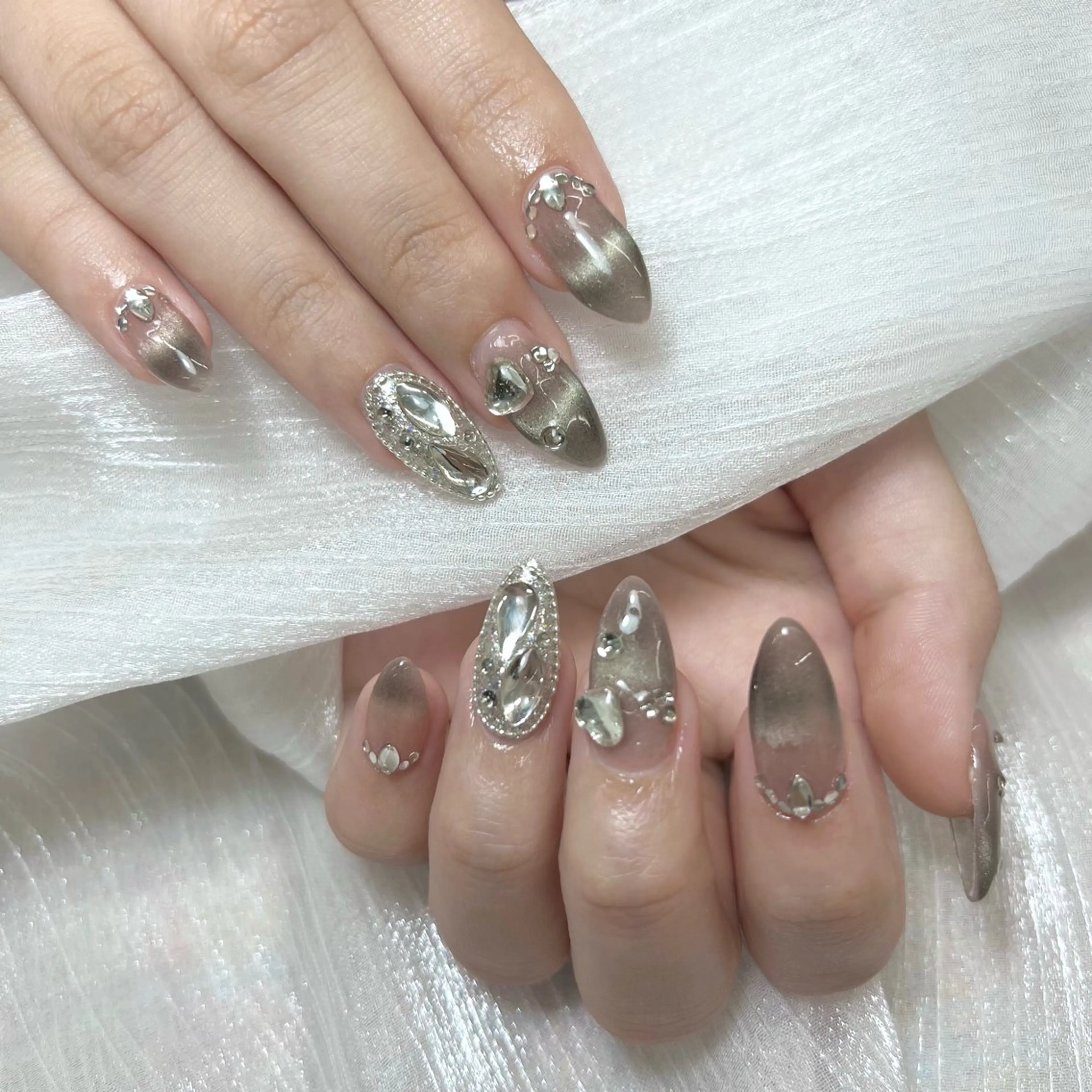 ネイル Tagi 銀座所属・Tagi Nail 銀座店のネイルデザイン